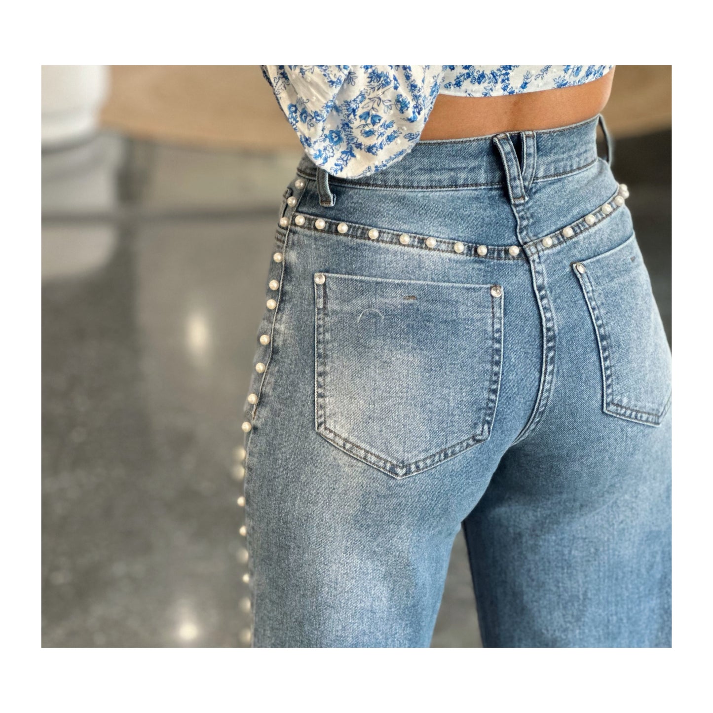PEARL STUD HIGH RISE WIDE JEANS