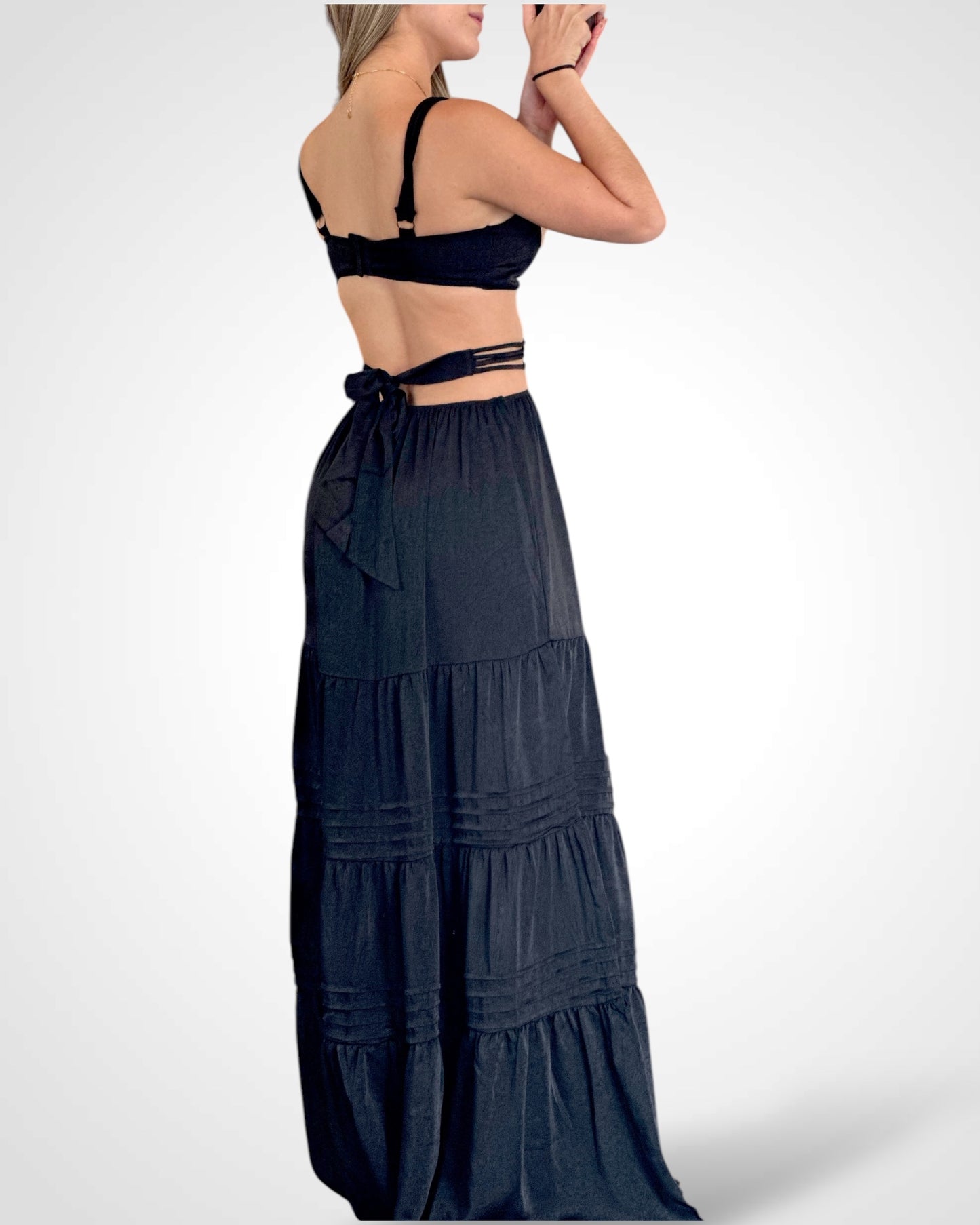 HALTER NECK SEXY HOLLOW CAKE MAXI DRESS