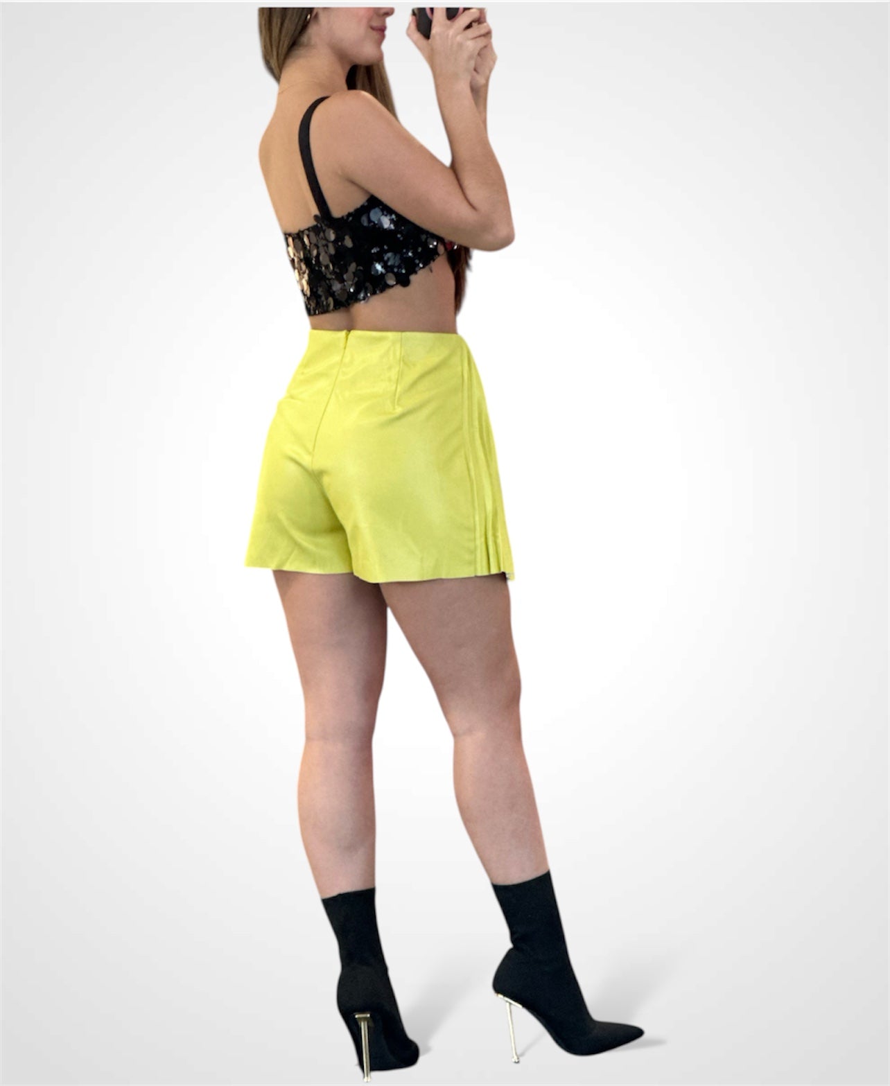 SLEEVELESS SEQUINS CROP TANK TOP