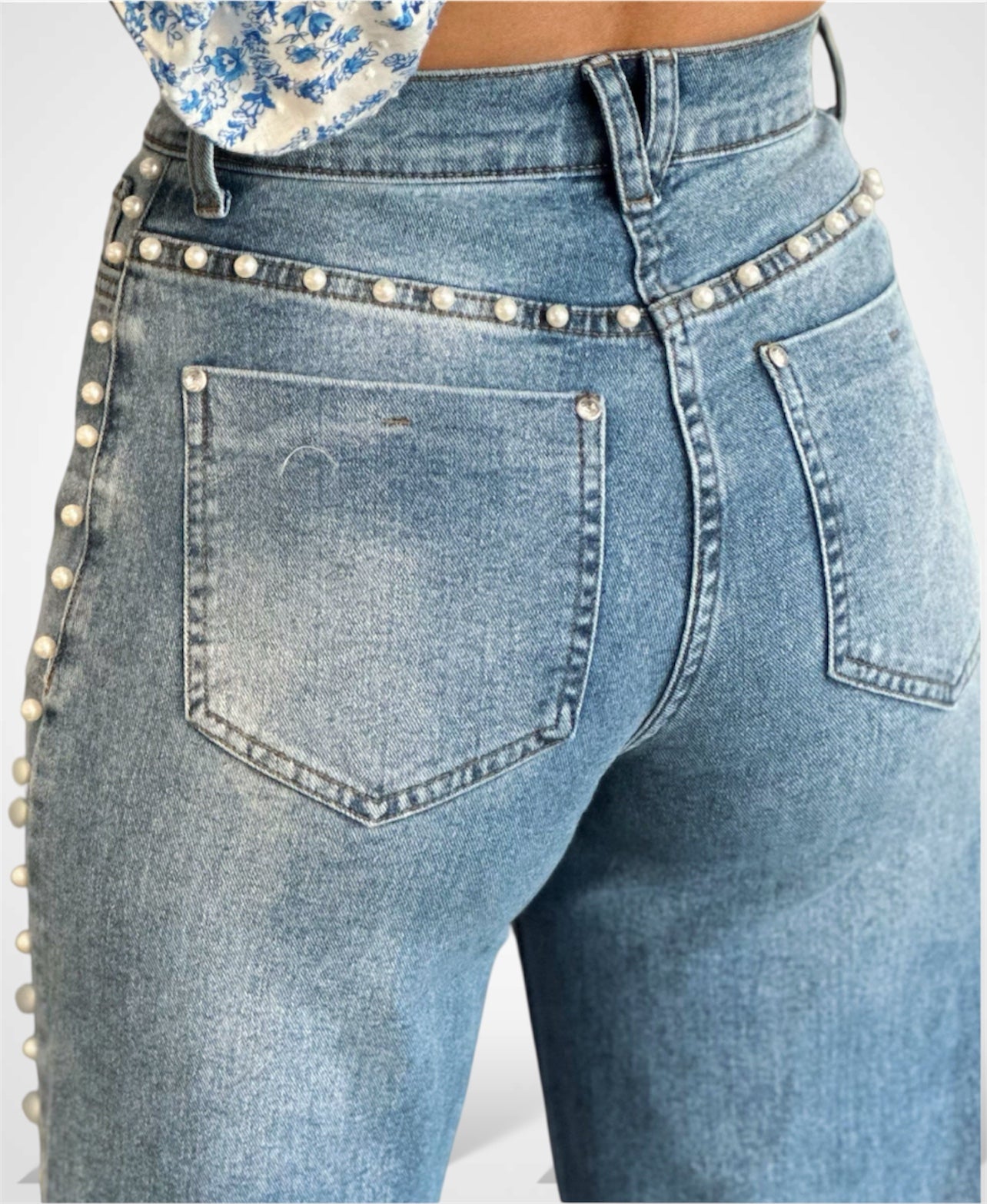 PEARL STUD HIGH RISE WIDE JEANS
