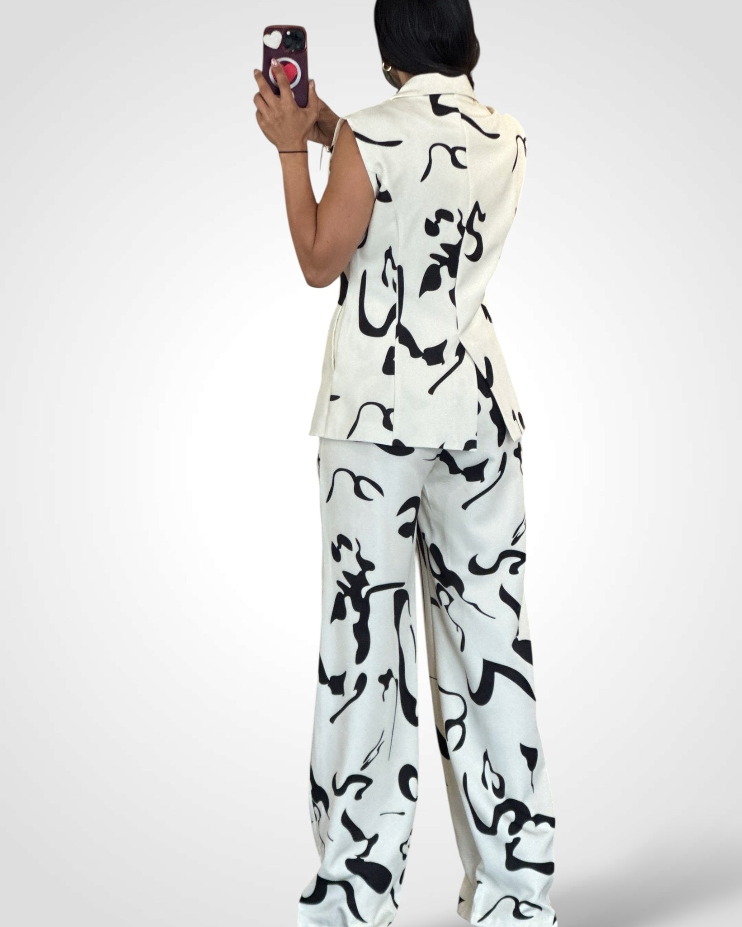 (PRE- ORDEN DISPONIBLE 22 Julio) Printed Pants Set