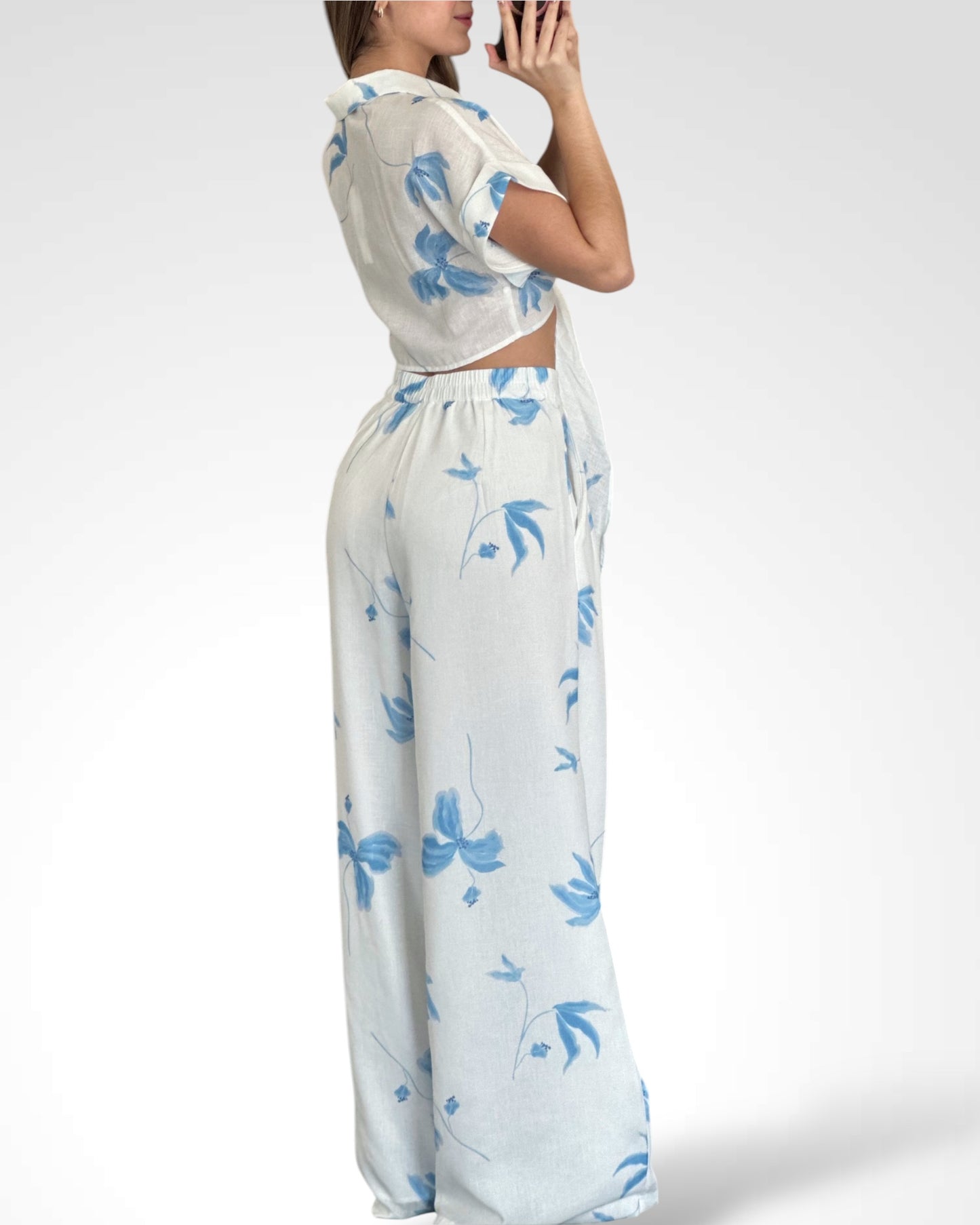 PRINTED FRONT TIE CROP TOP AND TROUSERS SET