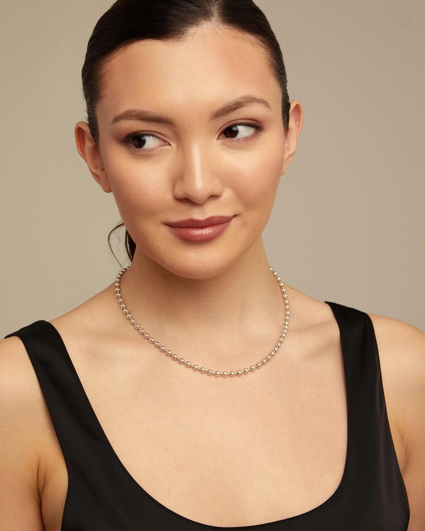 Uno de 50 Sterling silver-plated chain with beads, carabiner clasp and extension chain