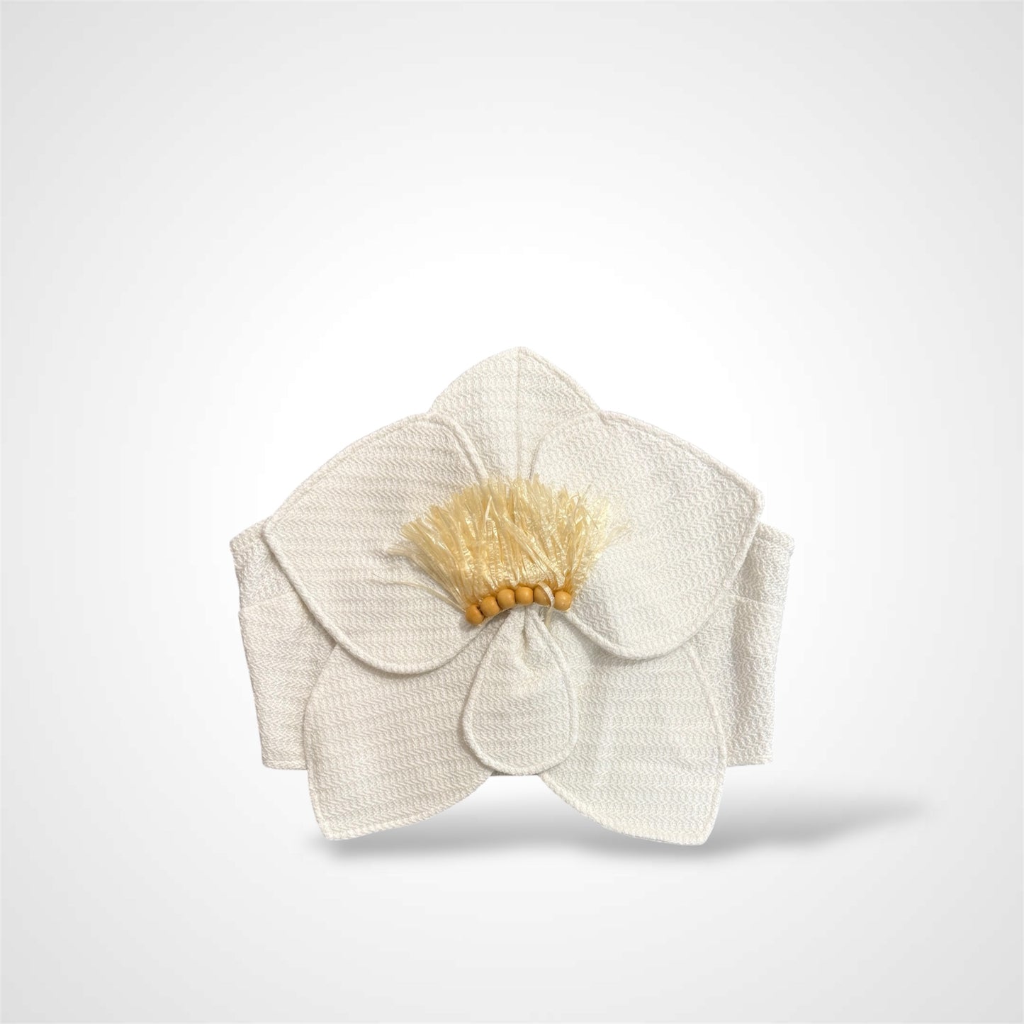 LINEN WHITE FLOWER TOP