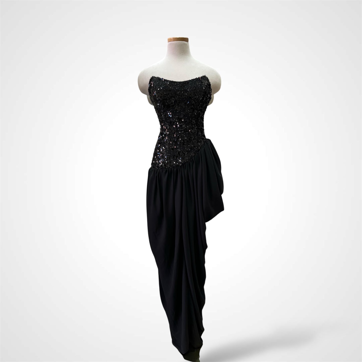 ELEGANT DRESS