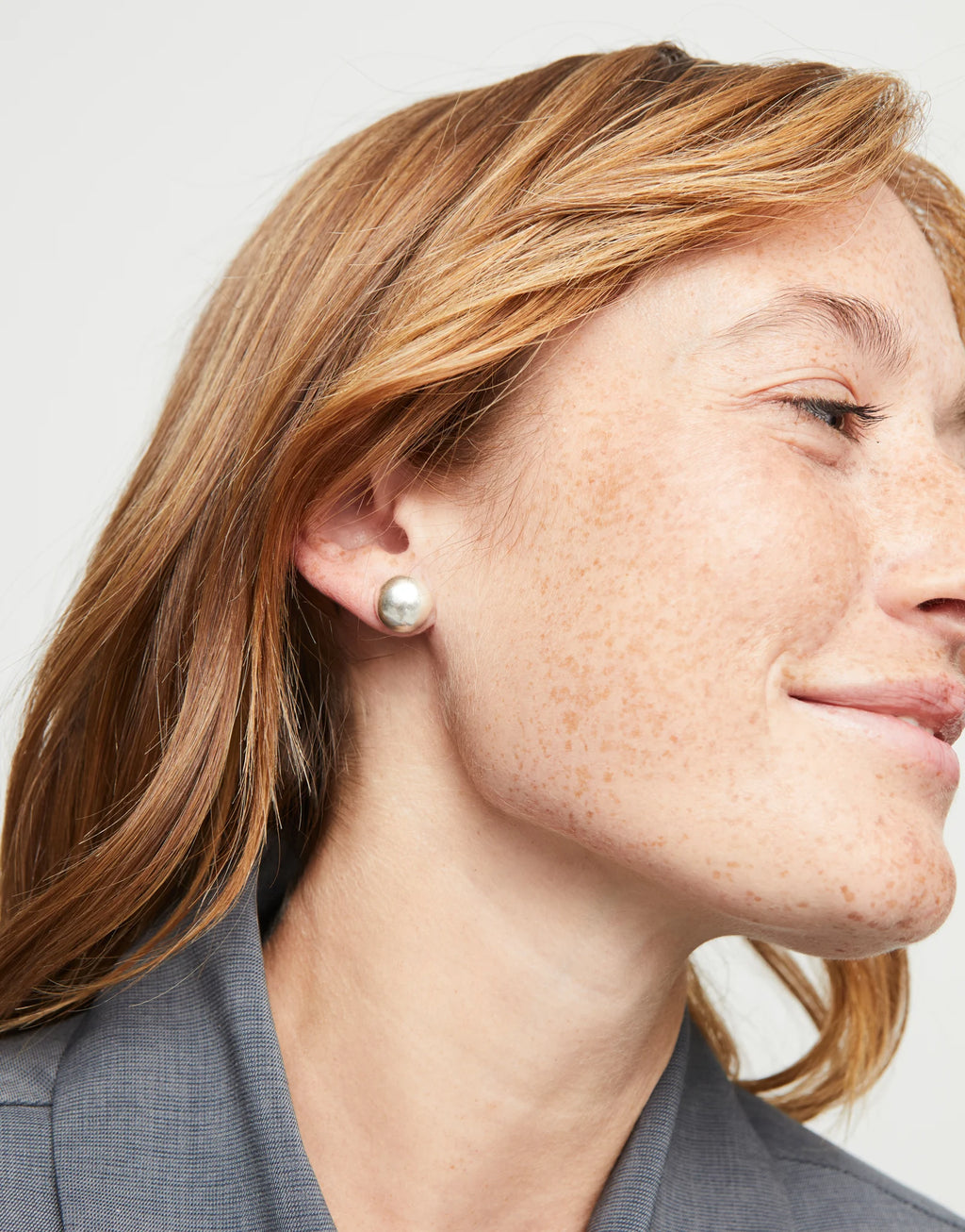 UNO DE 50 - Pendientes bañados en plata de ley en forma de bola