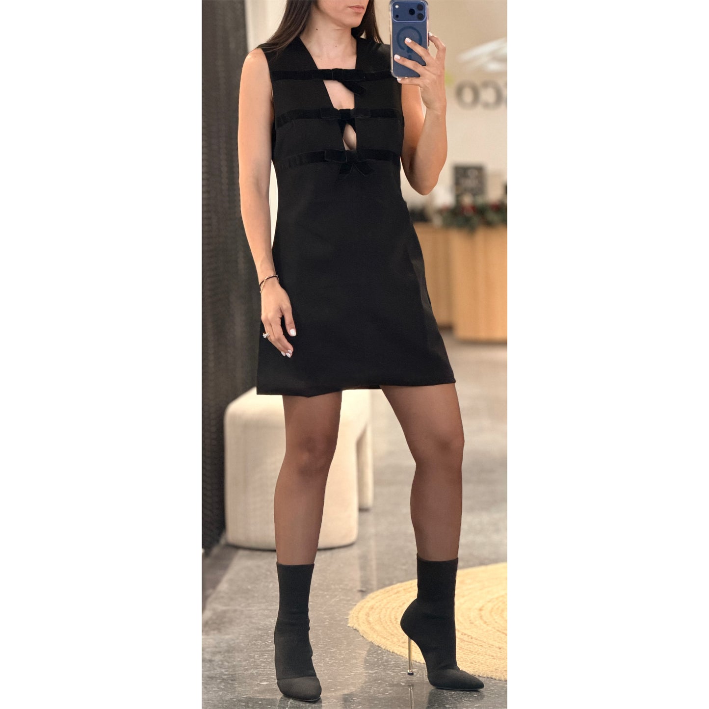 VELVET BOW DETAIL SLEEVELESS MINI DRESS