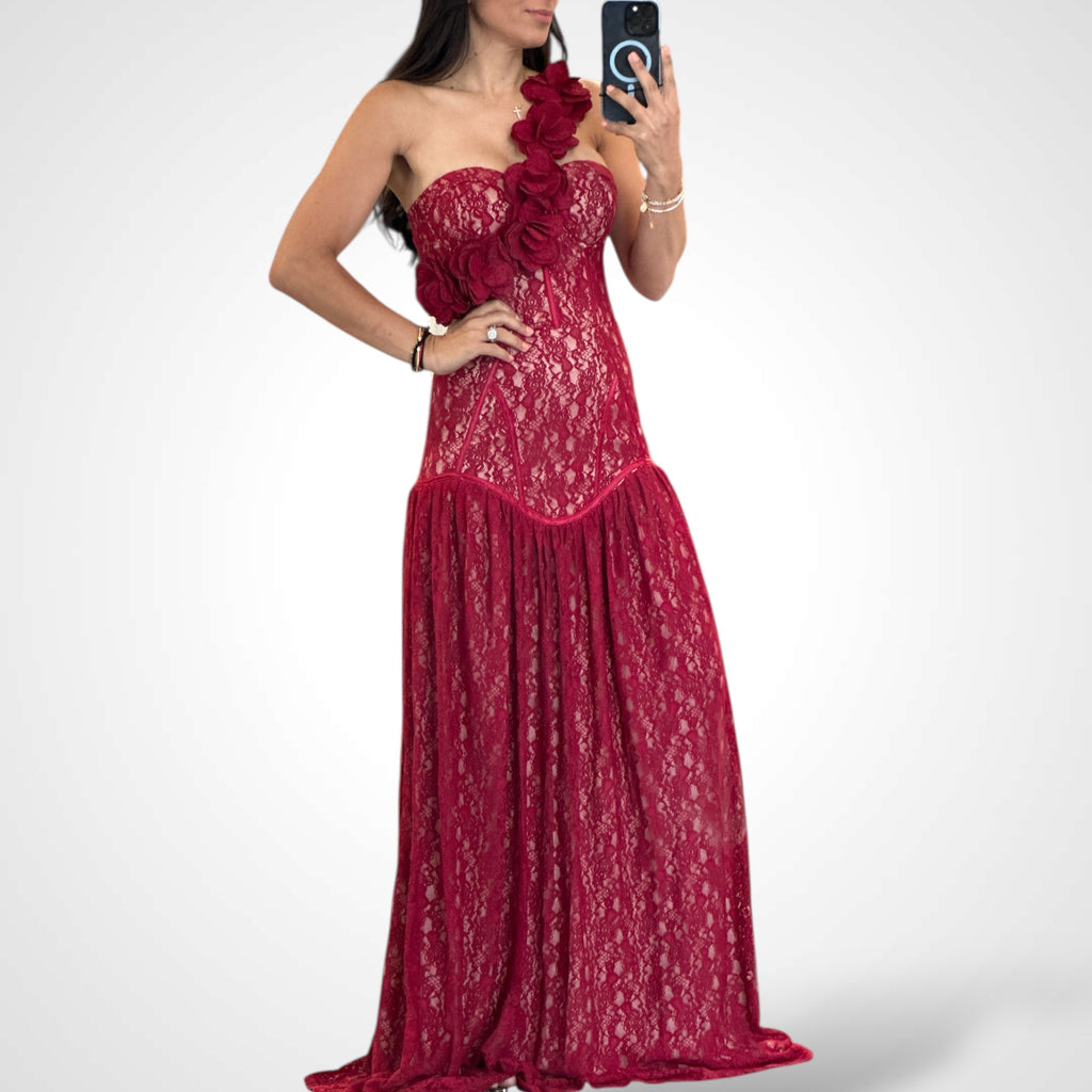 FLOWER DETAIL BURGUNDY MAXI DRESS