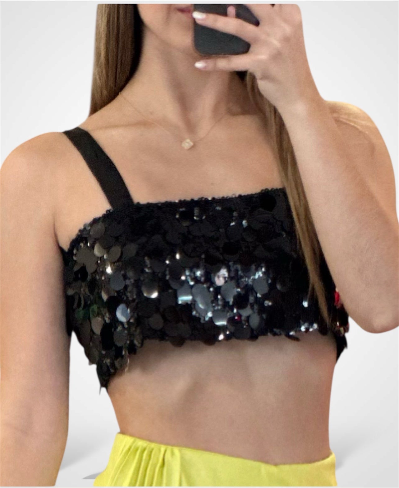 SLEEVELESS SEQUINS CROP TANK TOP•