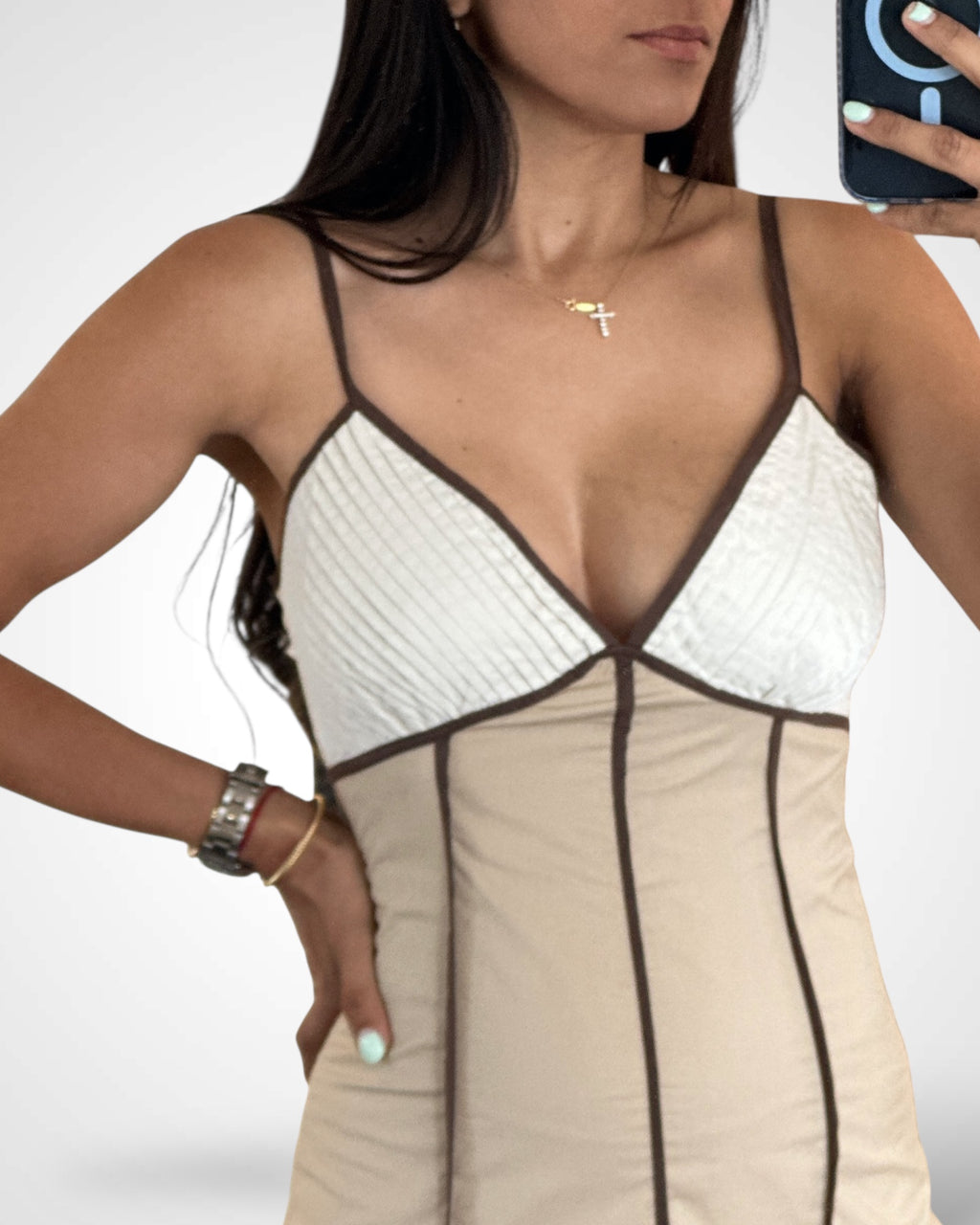 CONTRAST BINDING DETAIL SLEEVELESS MIDI DRESS