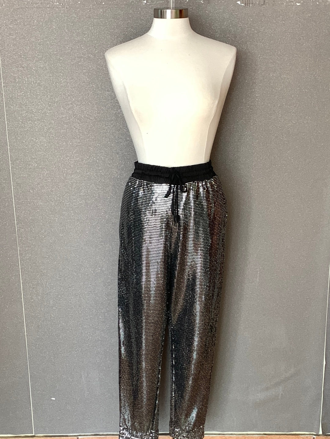 Sequin Jogger Pants•-1
