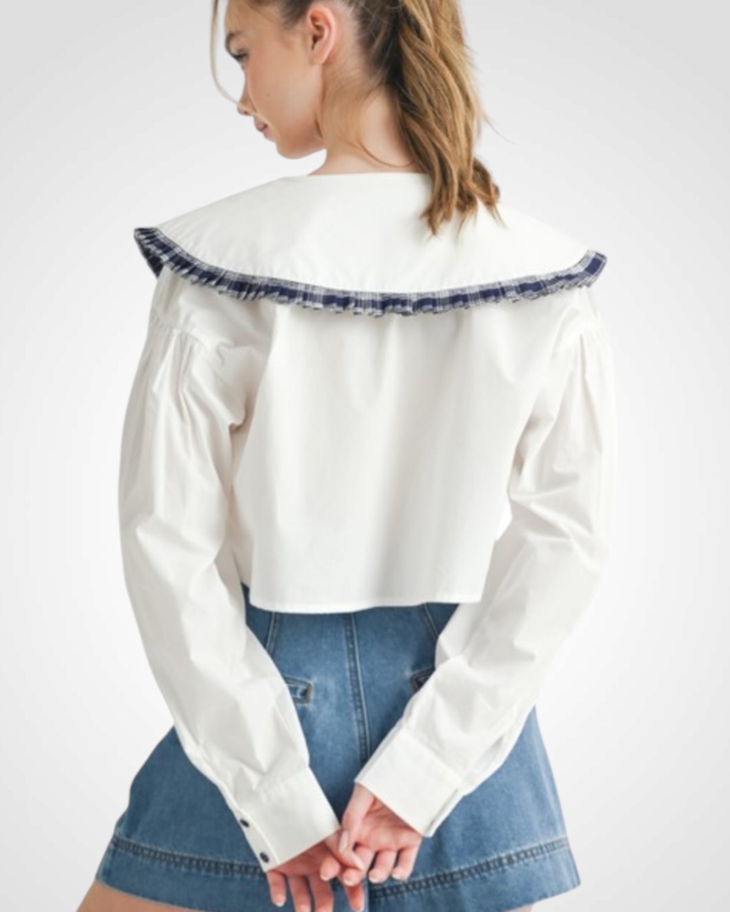 LARGE BIB COLLAR WITH RUFFLE PLAID DETAIL BLOUSE
