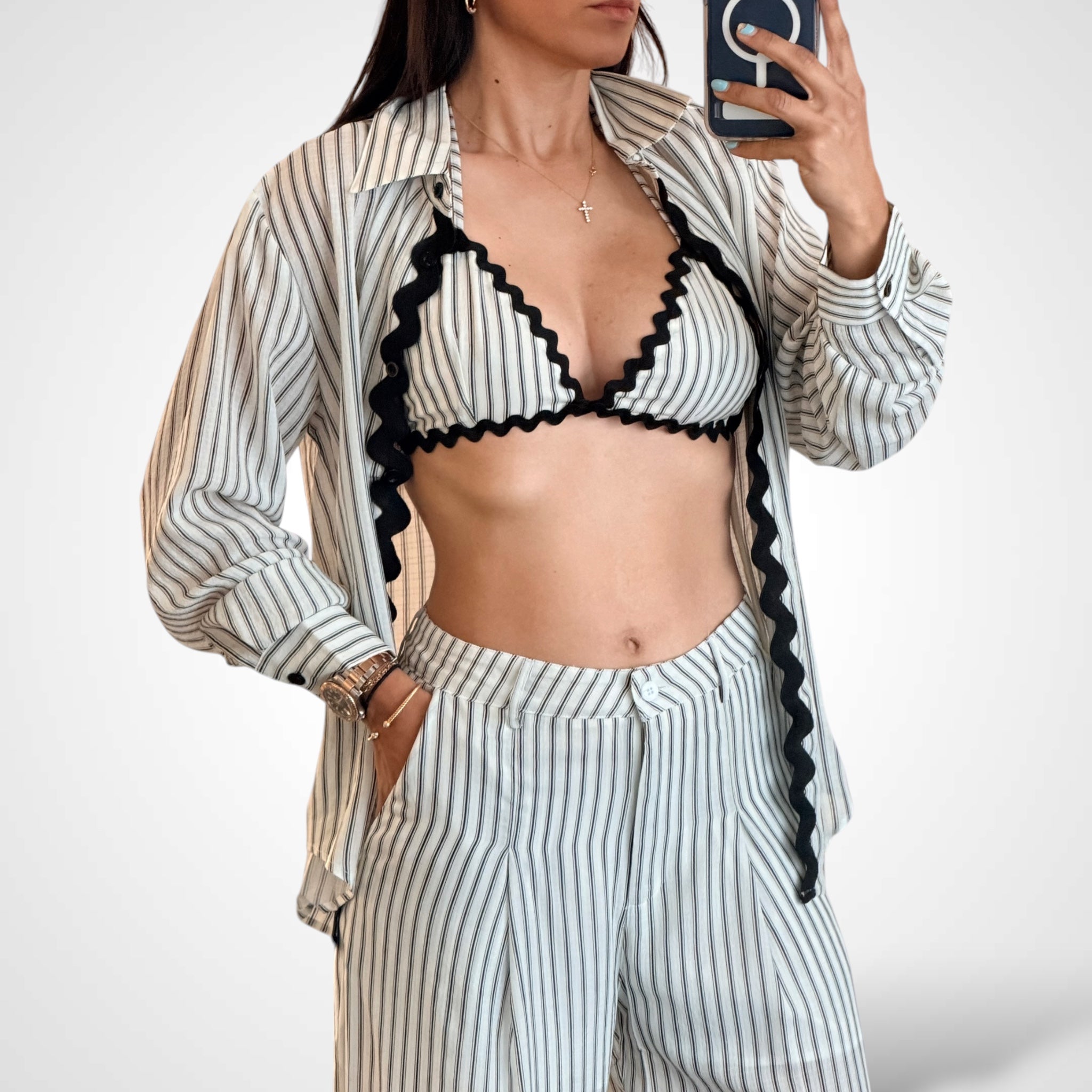 Black Top W Bralette & Button Closure Pants Stripes Colorblock Set•-2