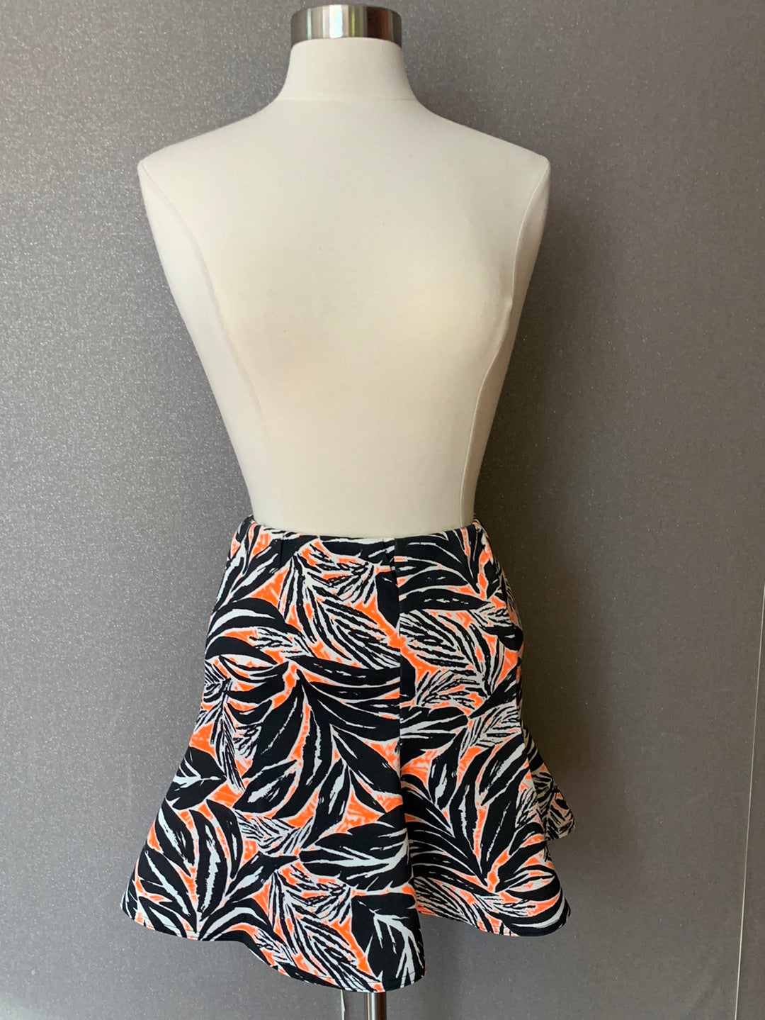 Leaves Neon/Black Skirt-1