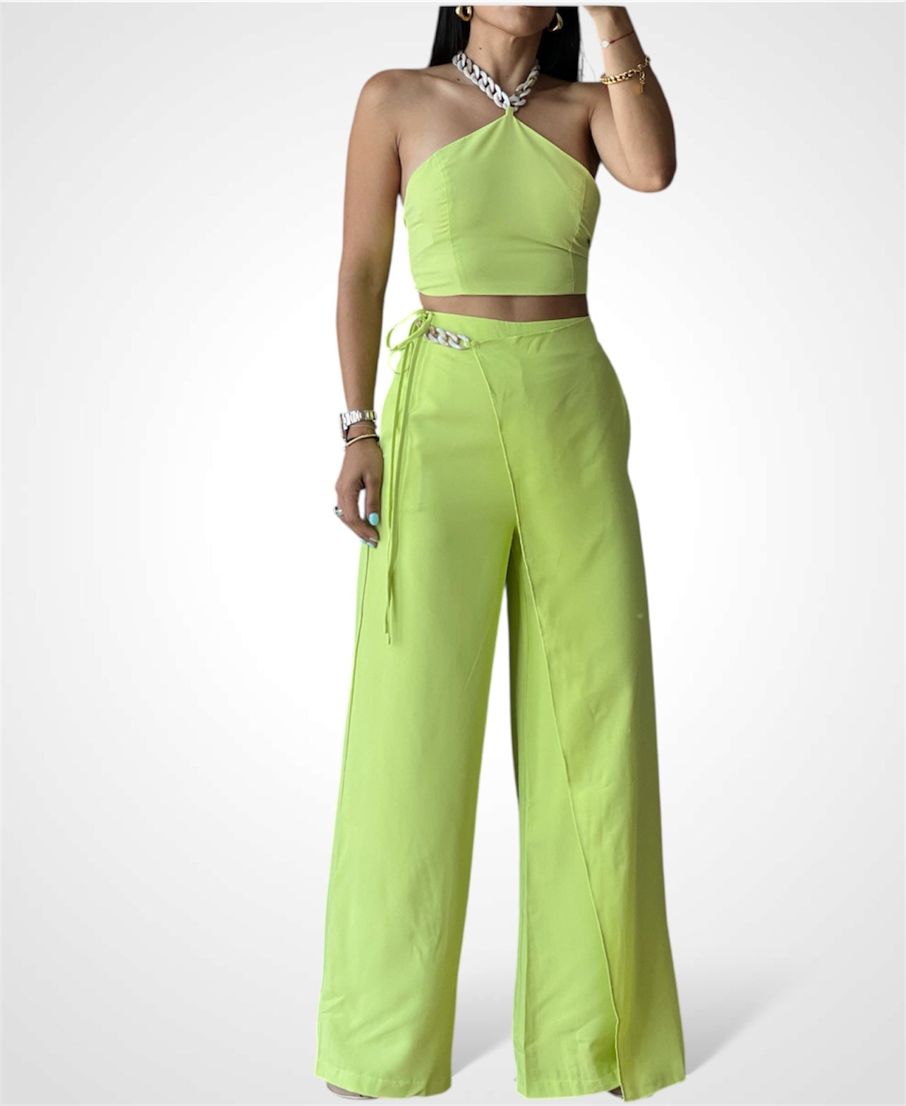 Chain Neck Crop Top•-2