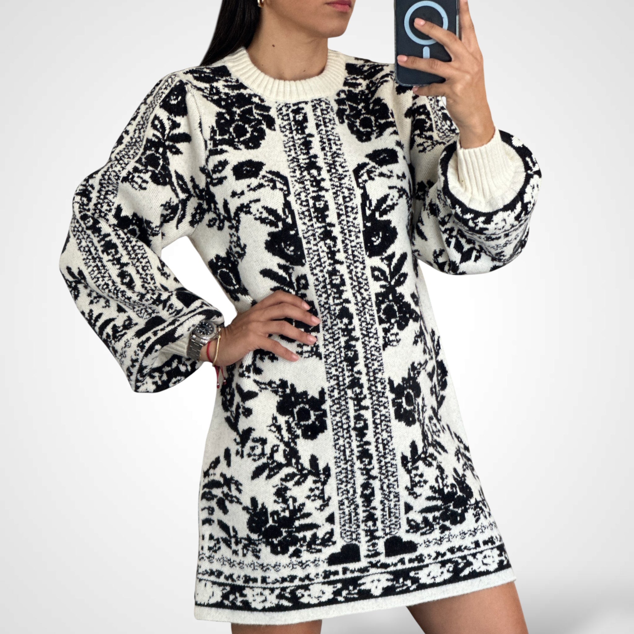 JACQUARD KNIT MINI DRESS•
