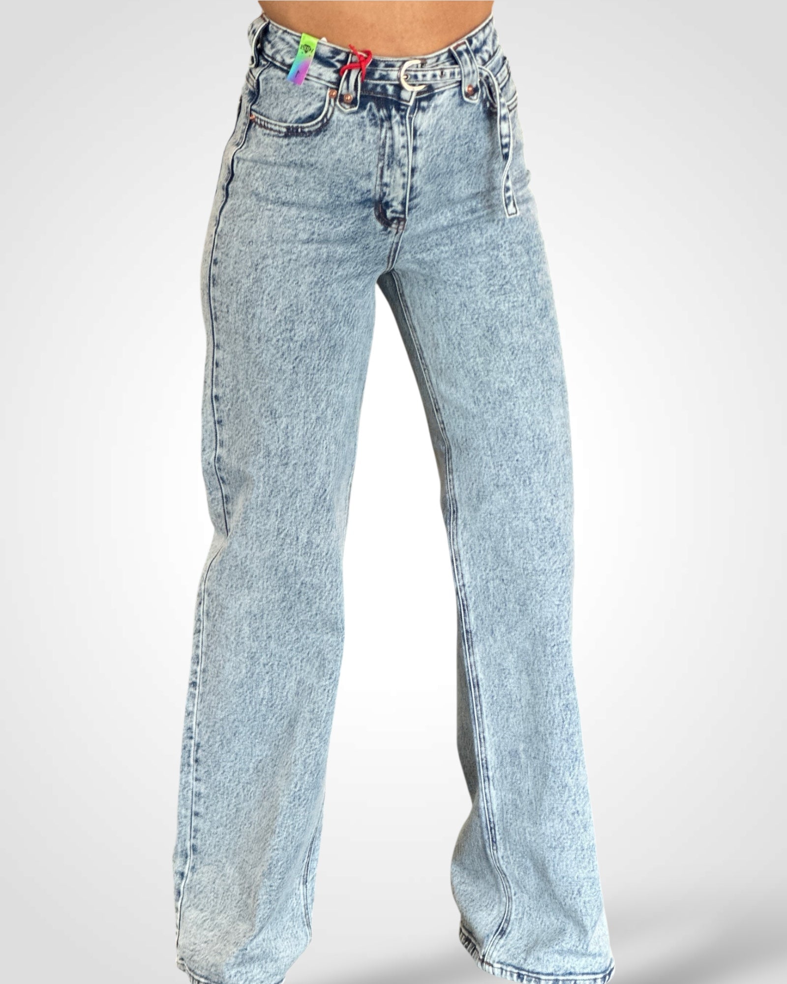 WAIST BELT WIDE LEG JEANS•