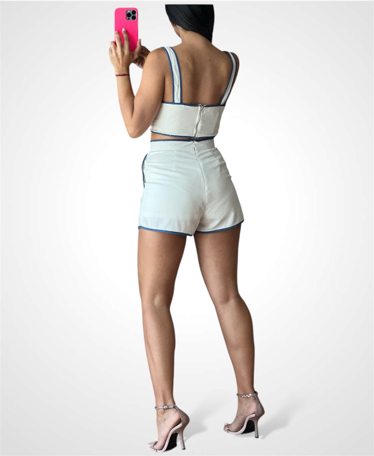 Contrast Binding Short-3