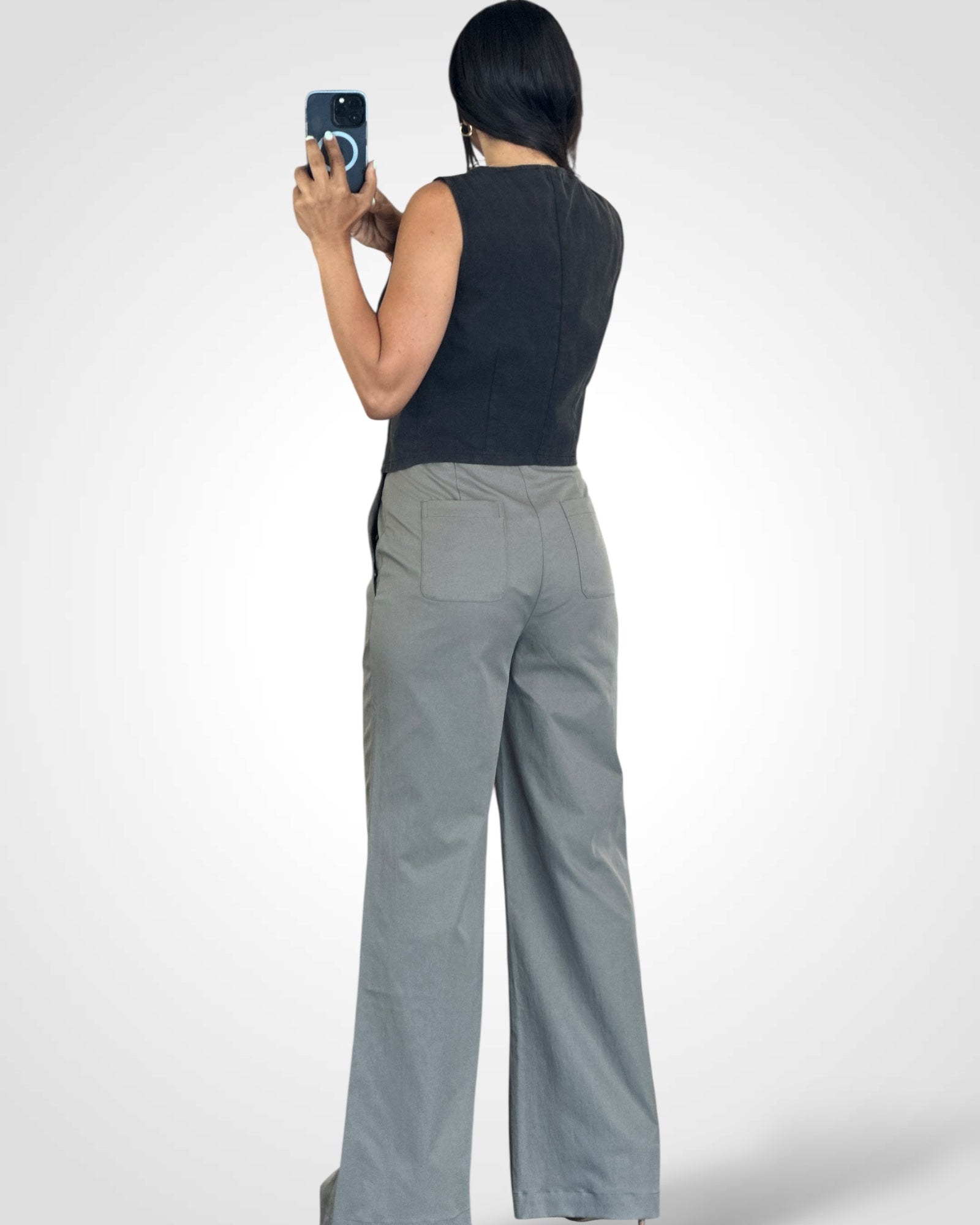 SIDE BUTTON PANTS WITH BACK POCKETS