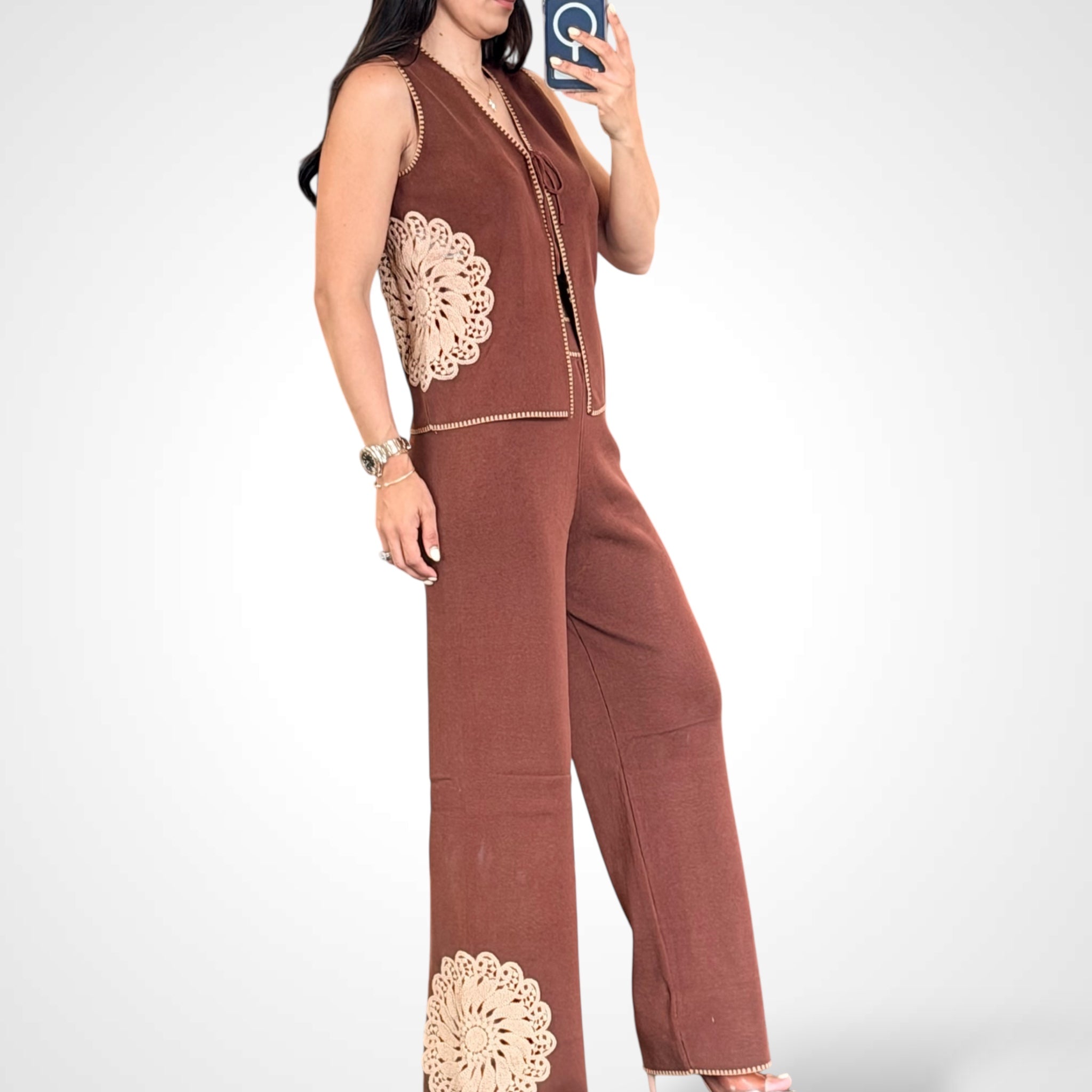 Brown Embroidery Detail Top & Elastic Waist Pants Set•-2