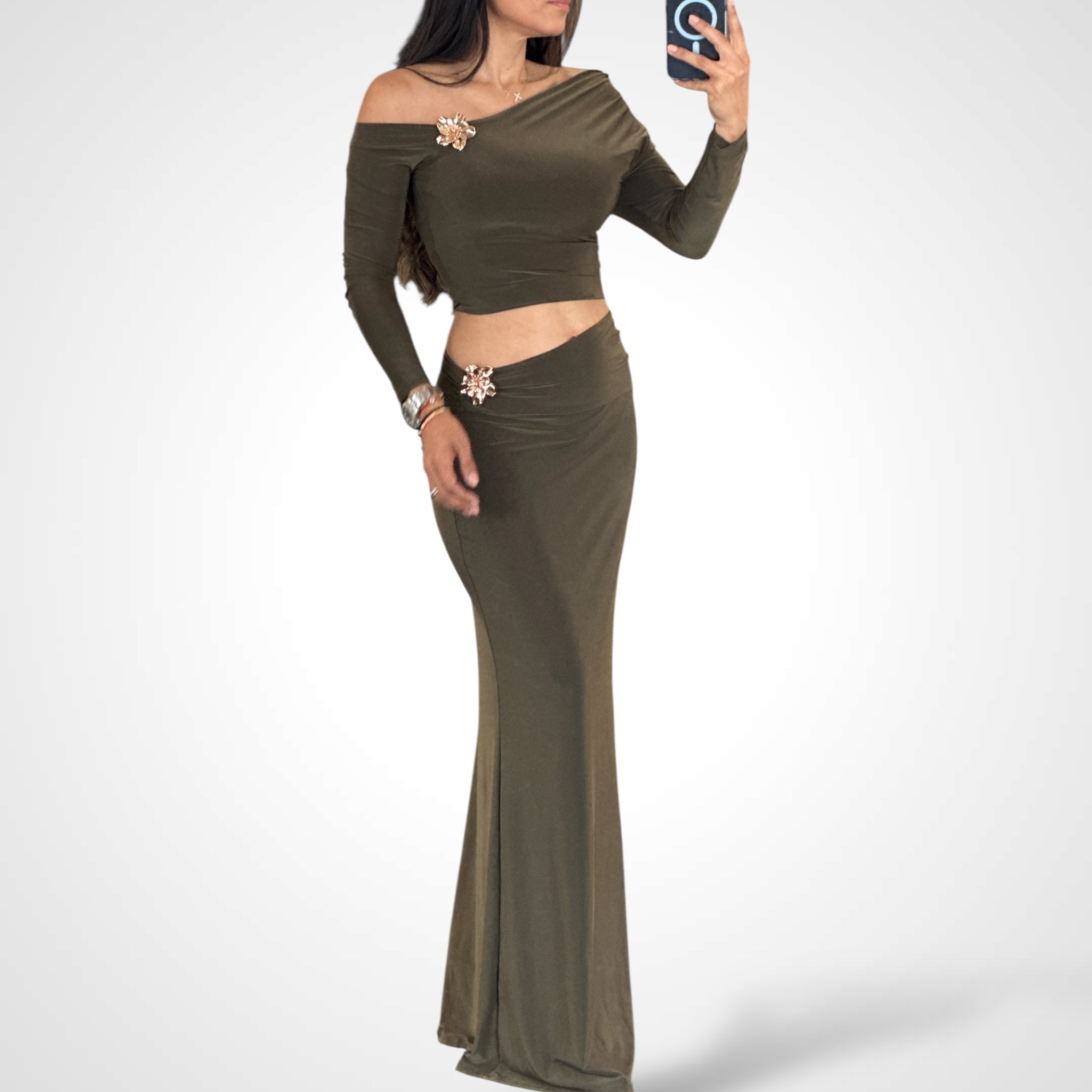 One Shoulder Flower Detail Top And Maxi Skirt Set•-1