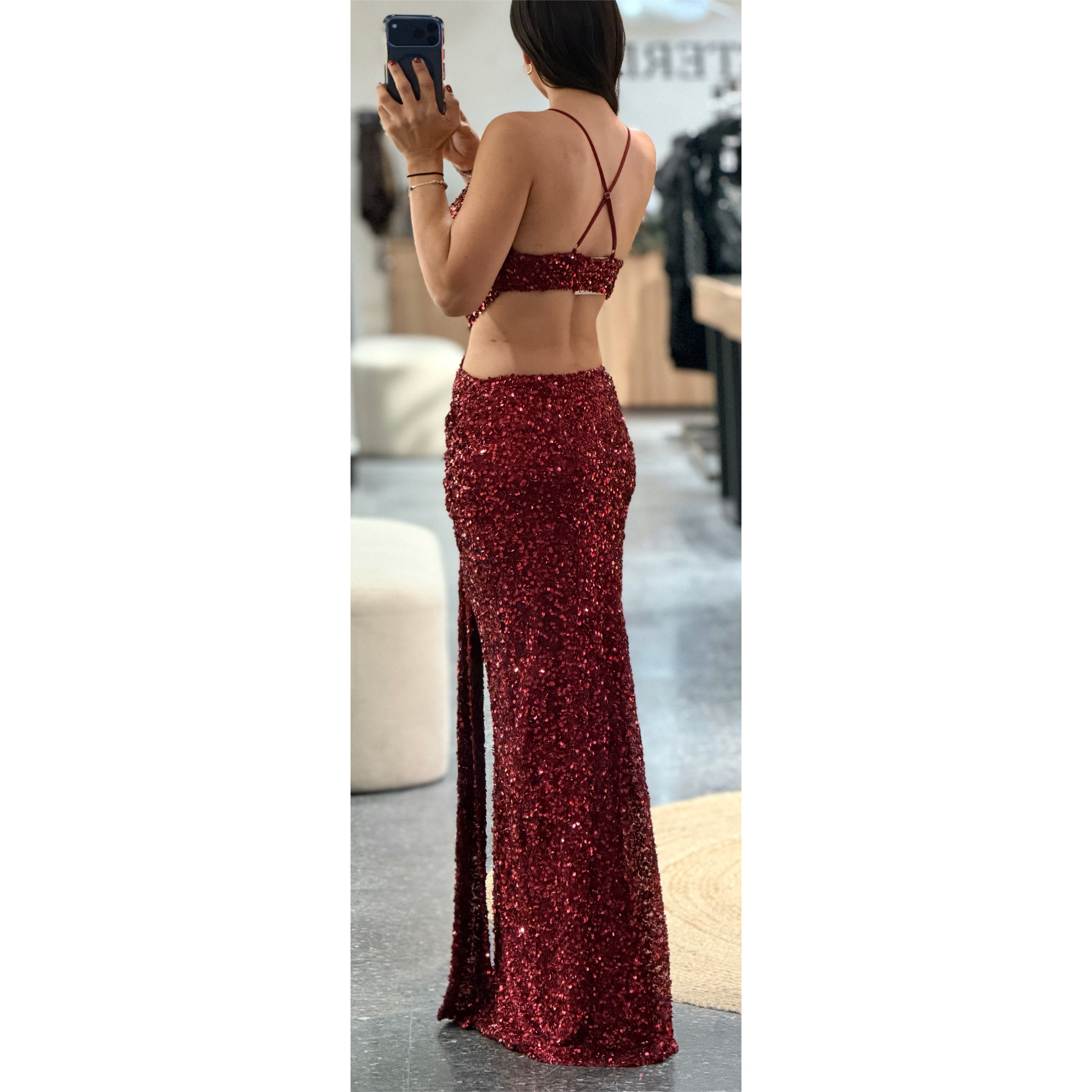 BURGUNDY ELEGANT MAXI DRESS•-3