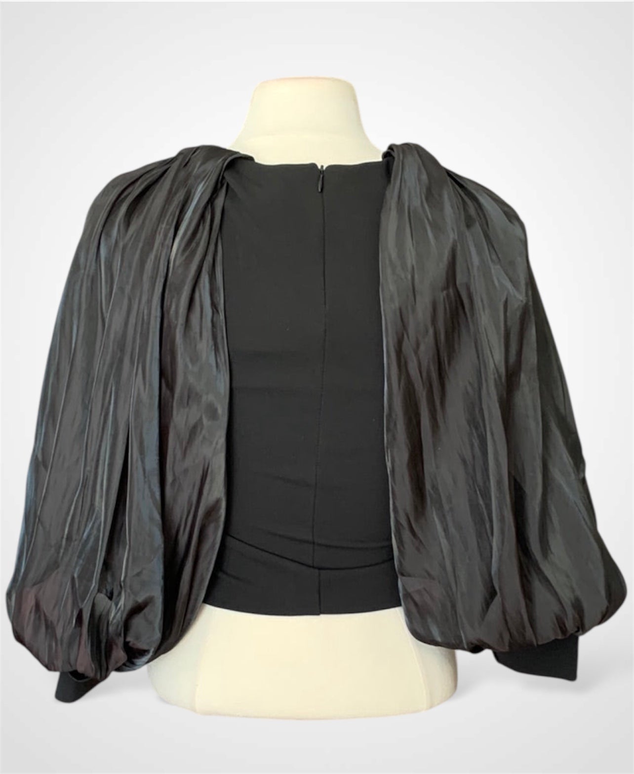 Balck Globe Satin Top•-2
