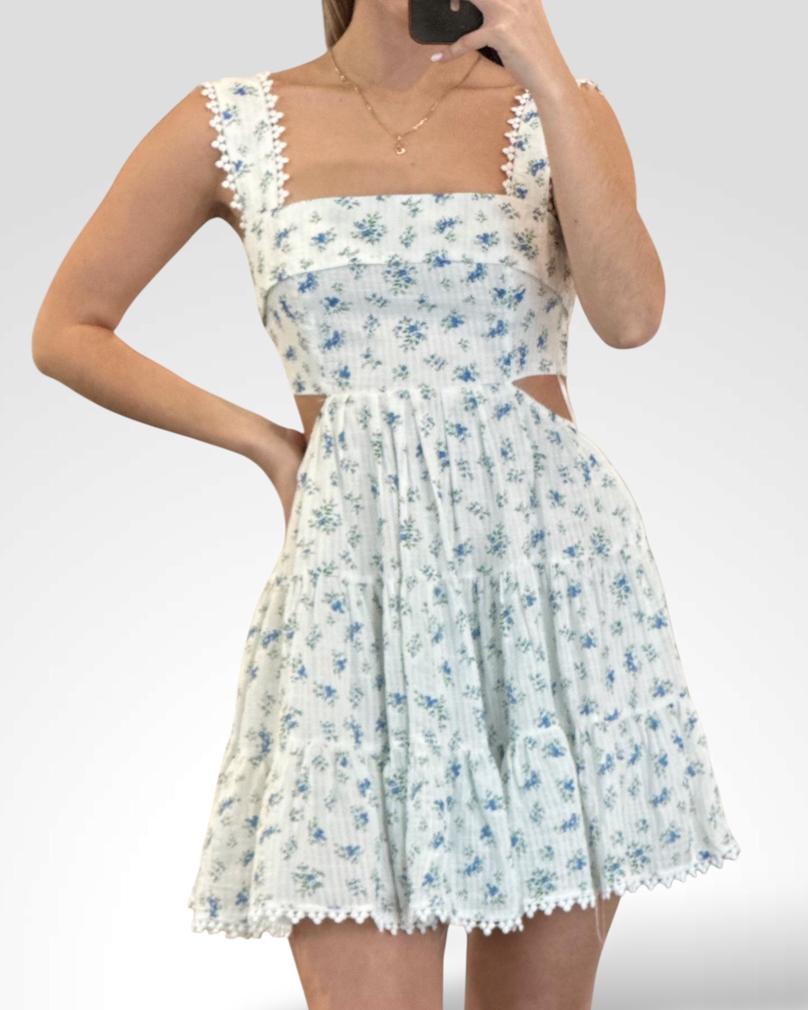 SJQ- FLORAL PRINT TIERED CUT-OUT BABYDOLL MINI DRESS