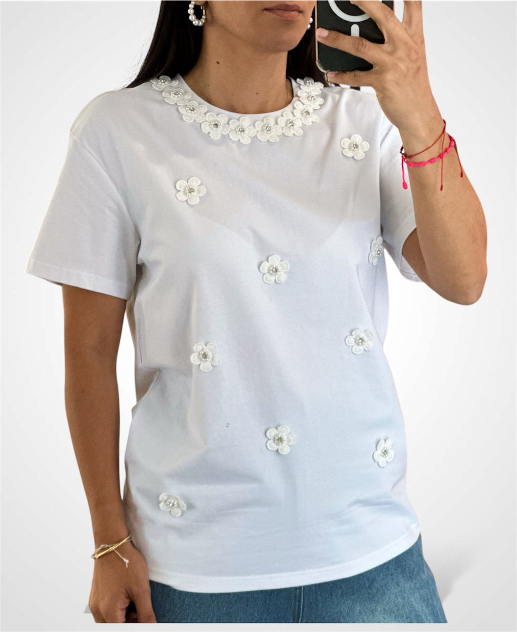WHITE FLOWERS DETAILS SHIRT
