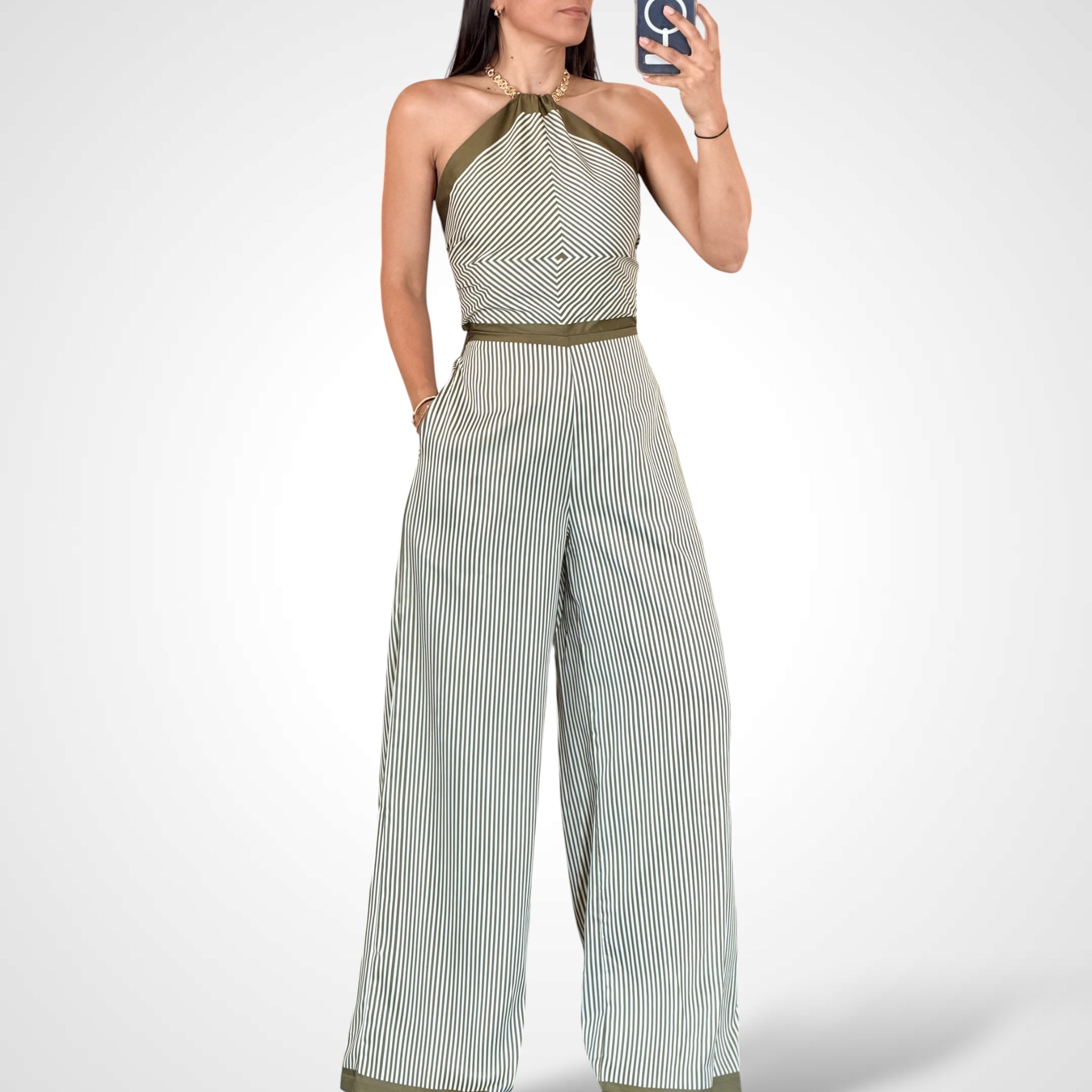 (PRE-ORDEN 12 Mayo 26) Modern Halter Stripped Jumpsuit•