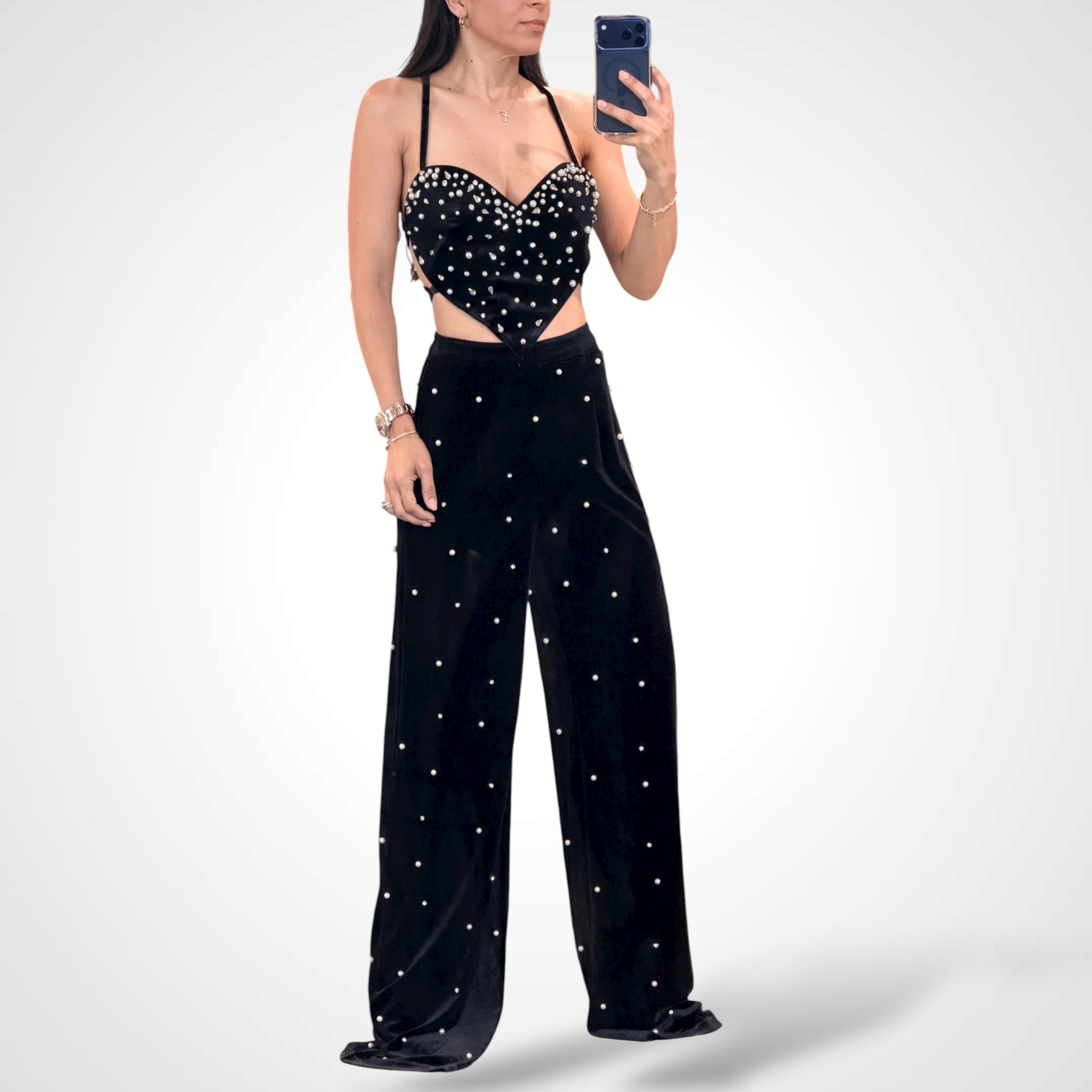 Black Set with Pearls•