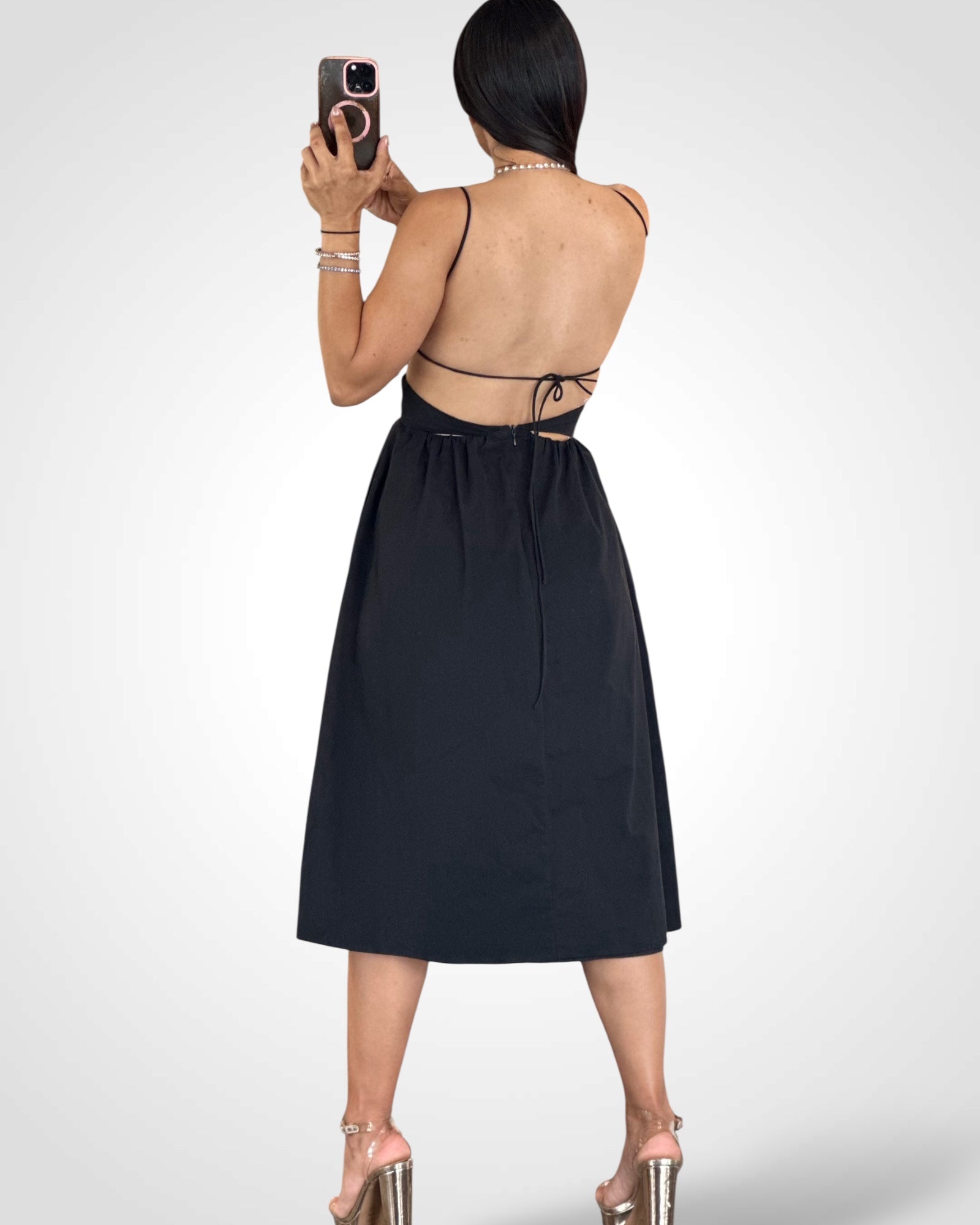 SOLID STRAP OPEN BACK FLARED KEYHOLE MIDI DRESS (BLACK)•-3