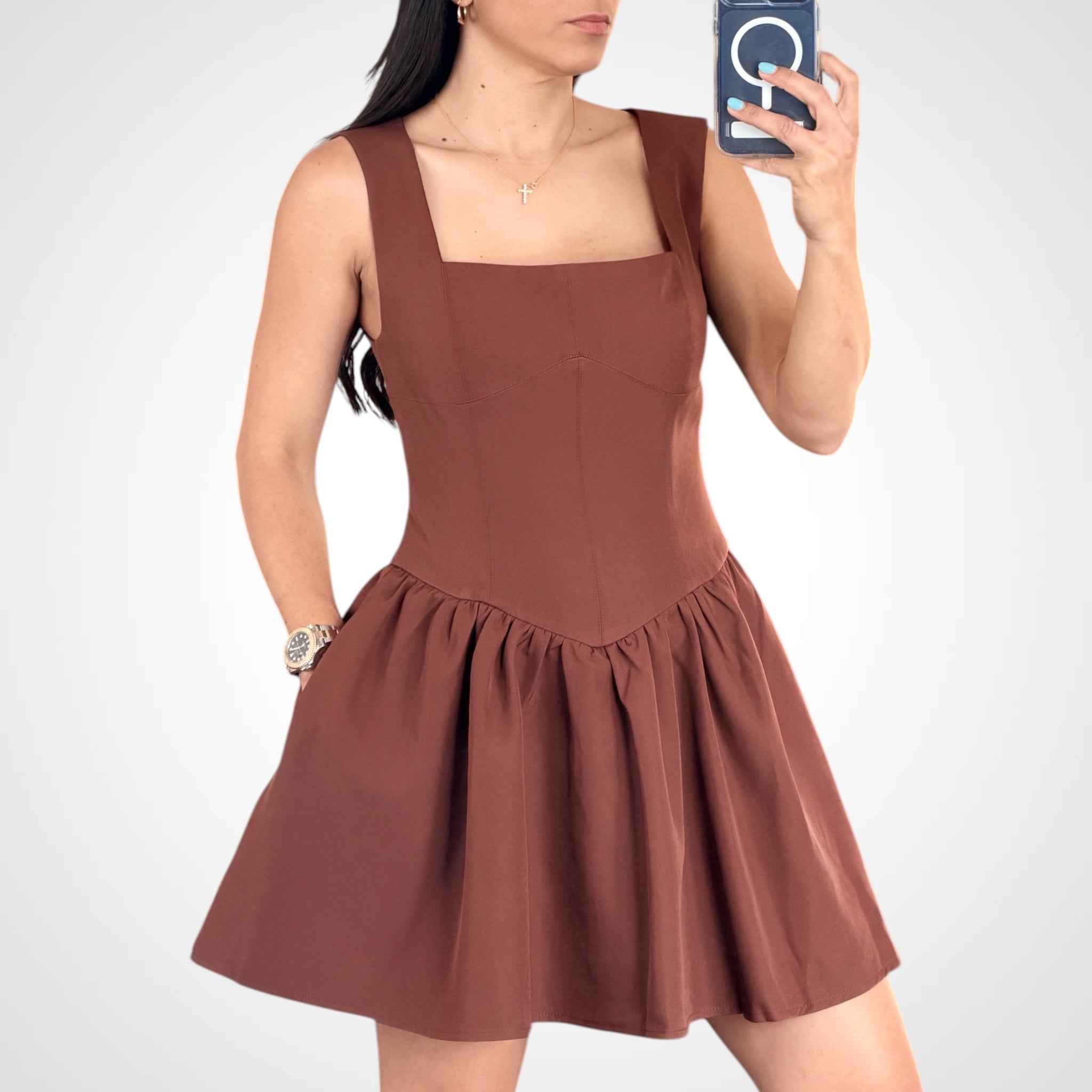 Brown Sleeveless Dress•-1