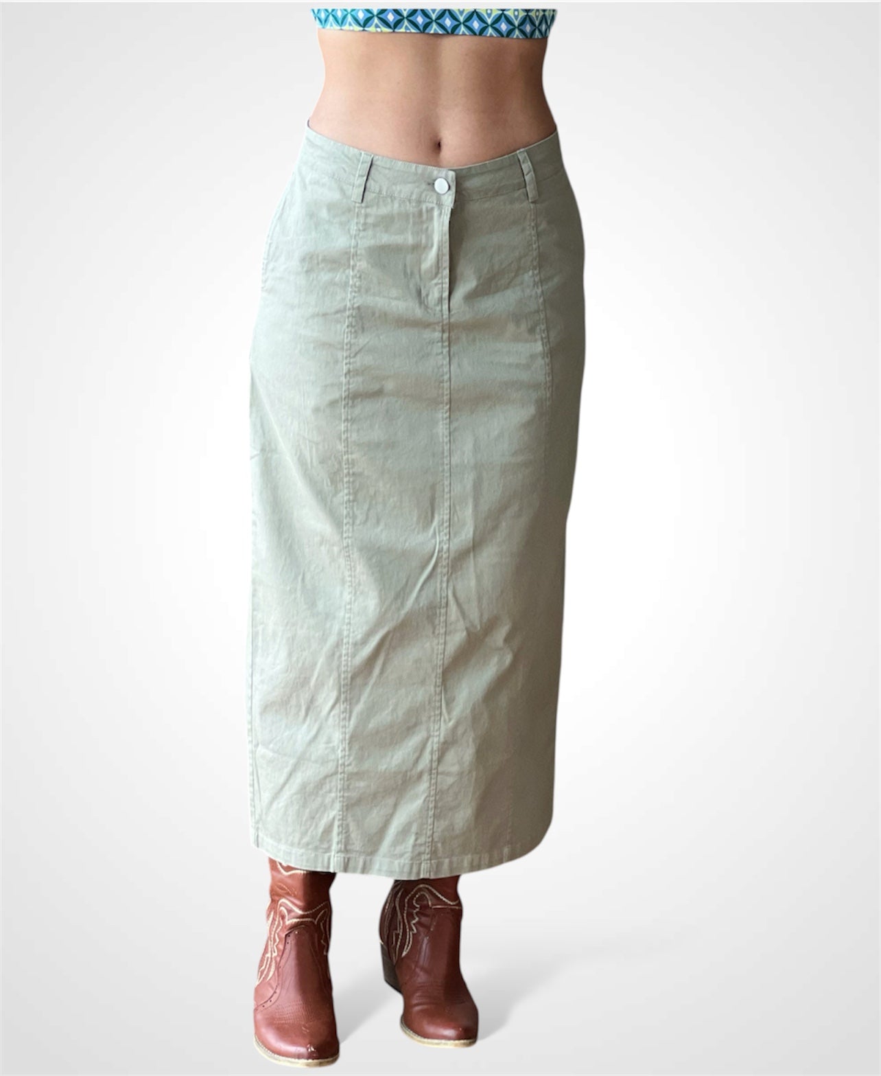 Low Waist Skirt•