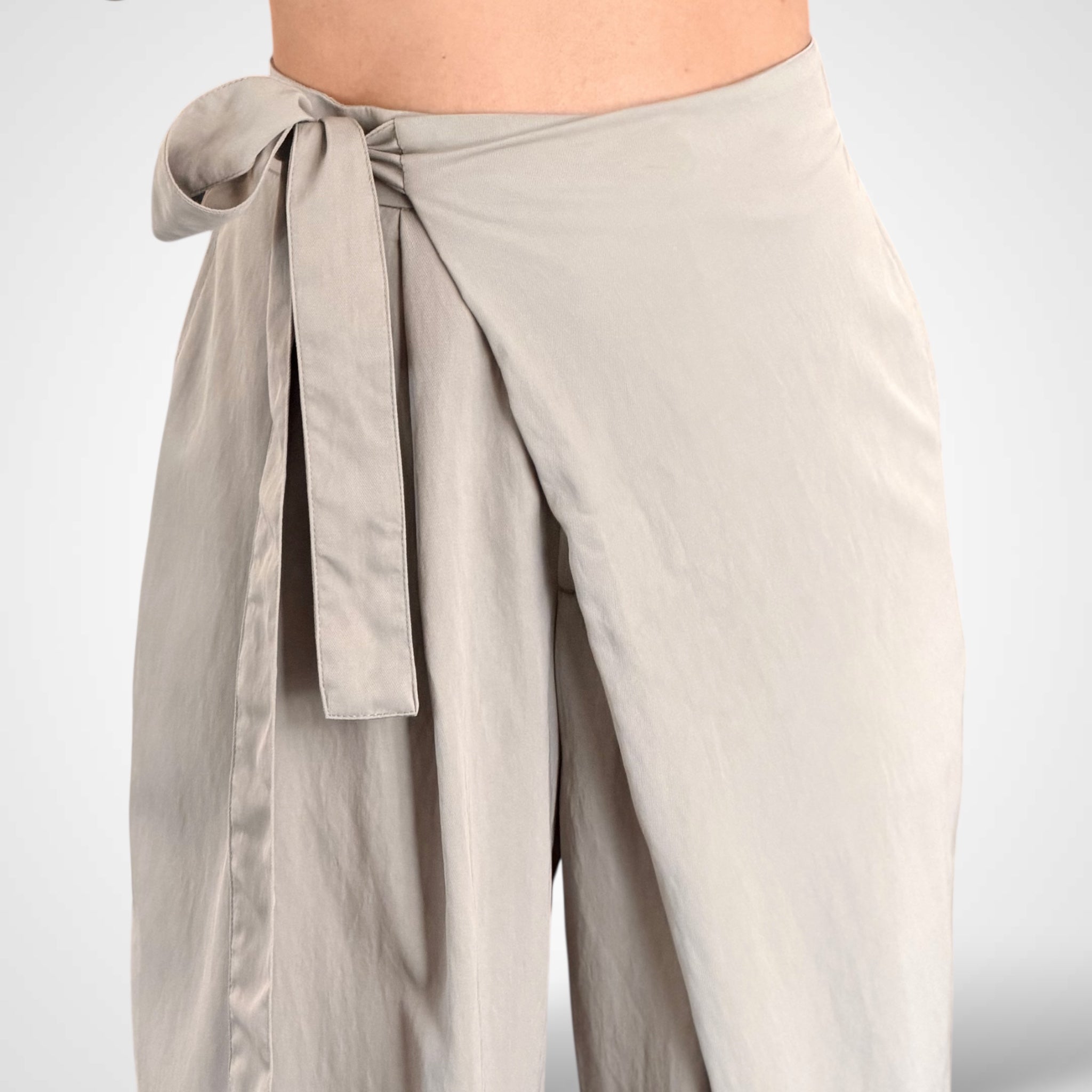 Wrap-style Wide Leg Pants With Self Tie Detail•-2