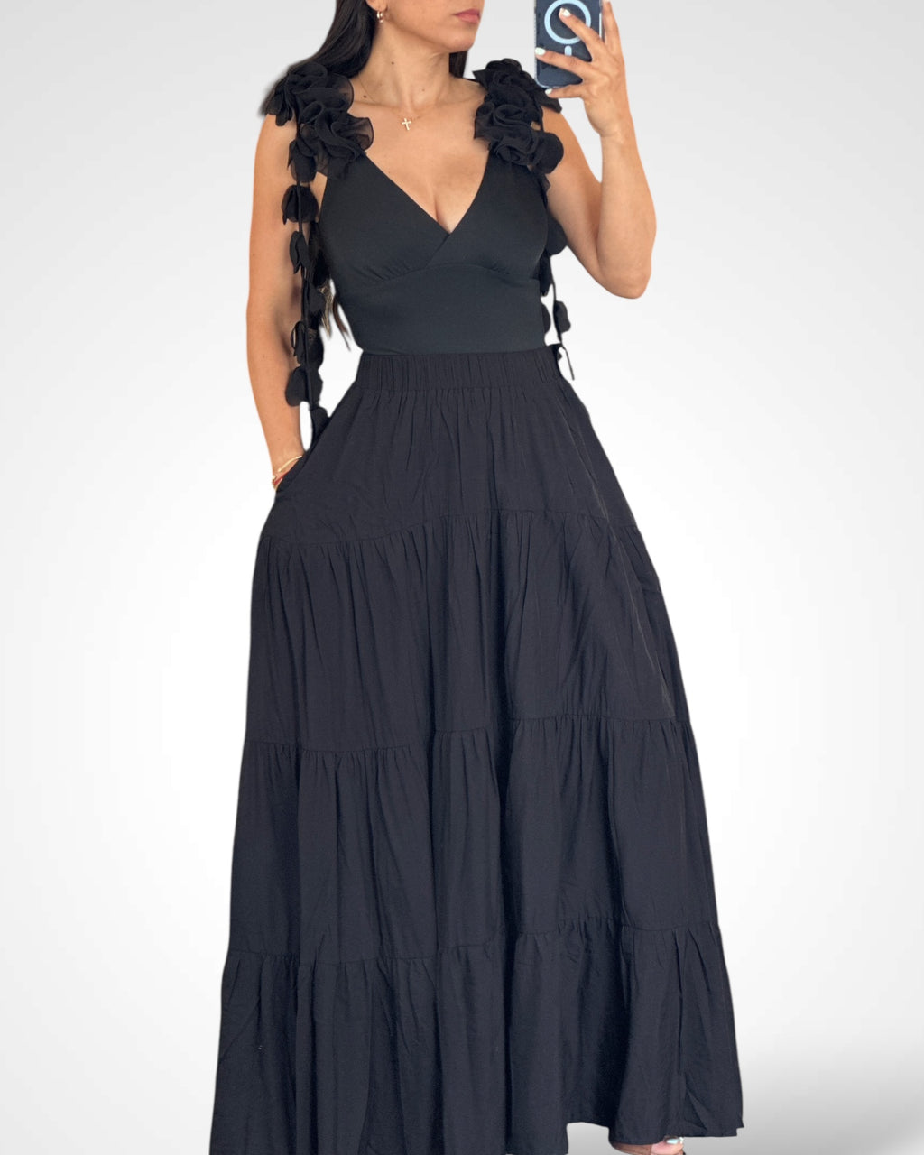 BLACK BODY LONG SKIRT SET