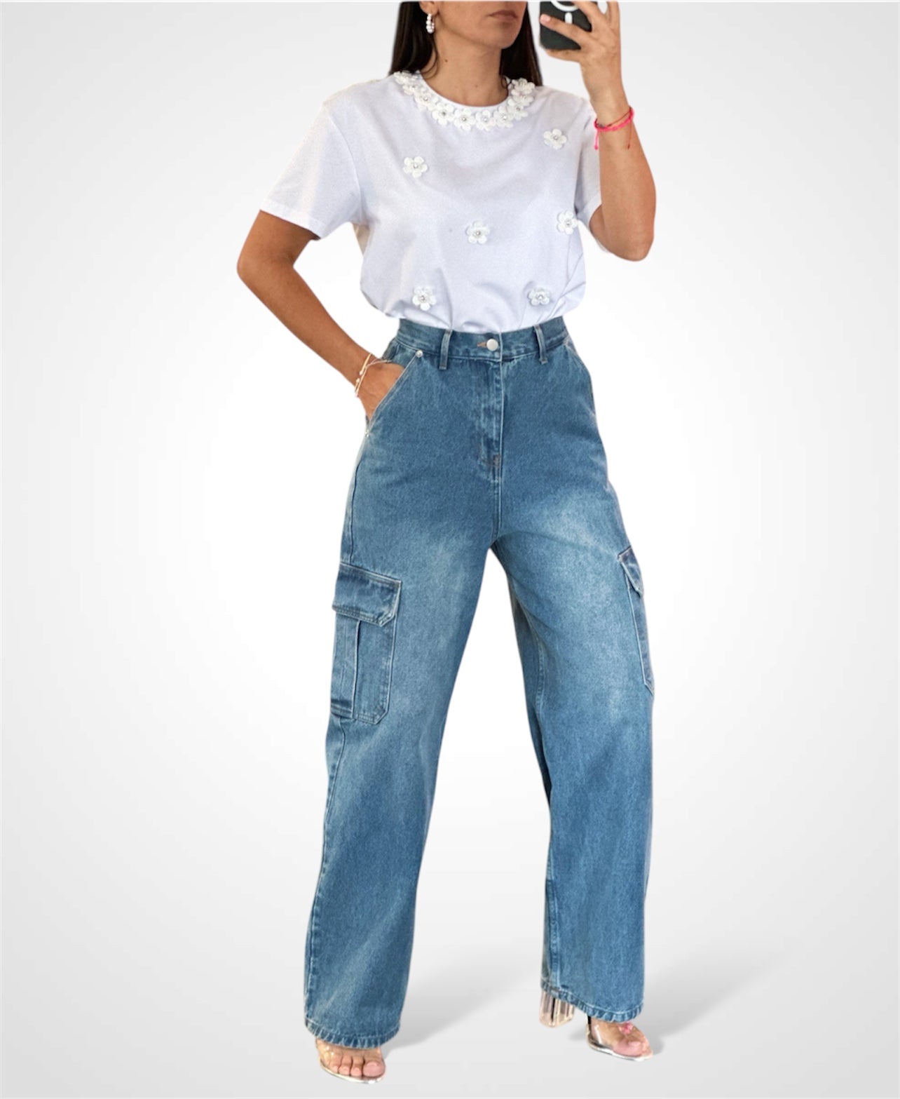 WHITE FLOWERS DETAILS SHIRT