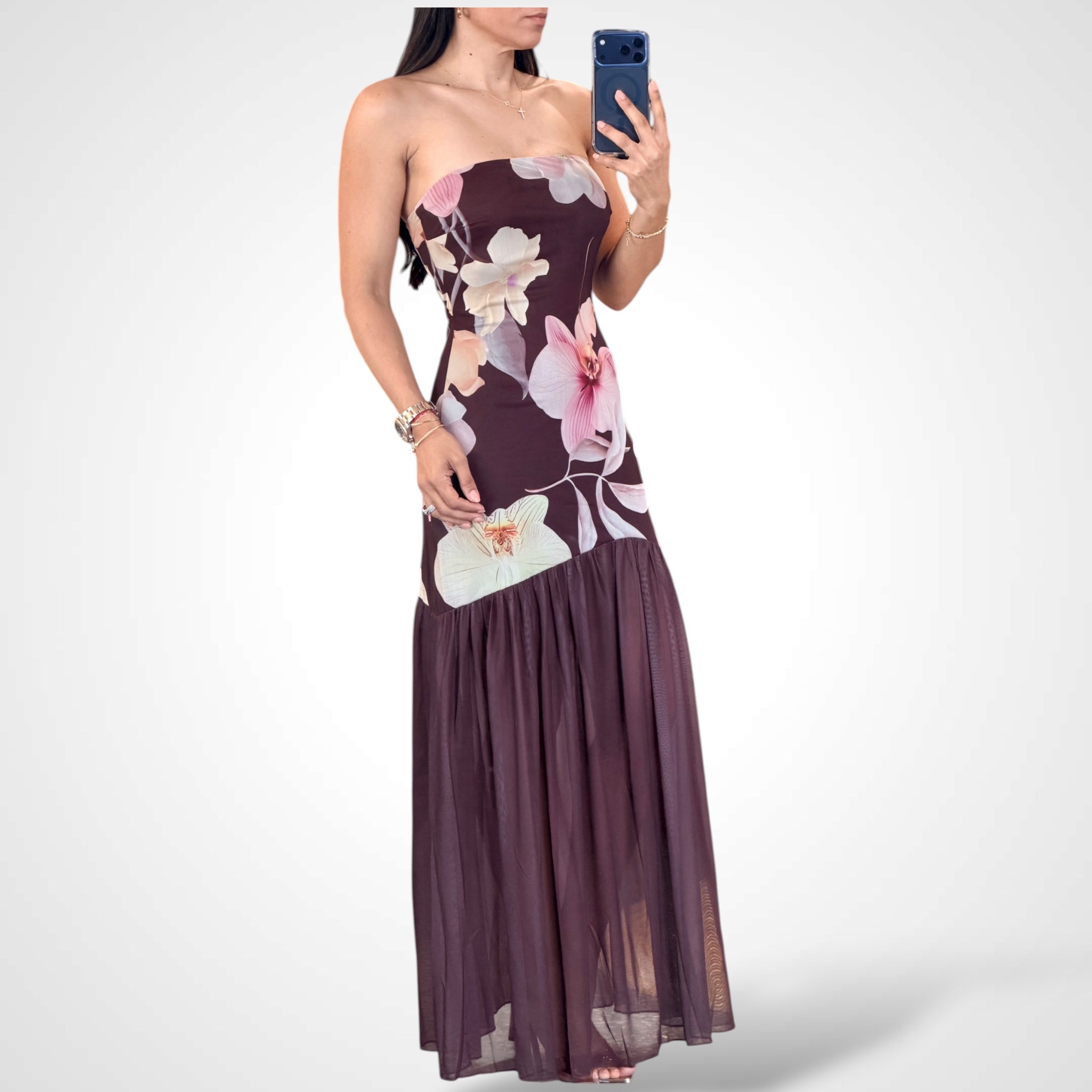 SLEEVELESS FLORAL MAXI DRESS•