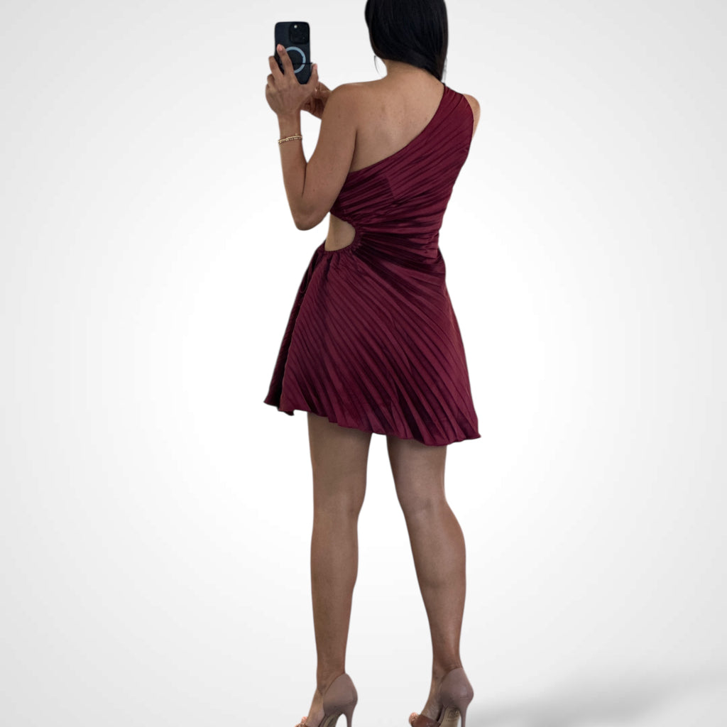 WINE ASSYMETRICAL ACCORDION MININ DRESS