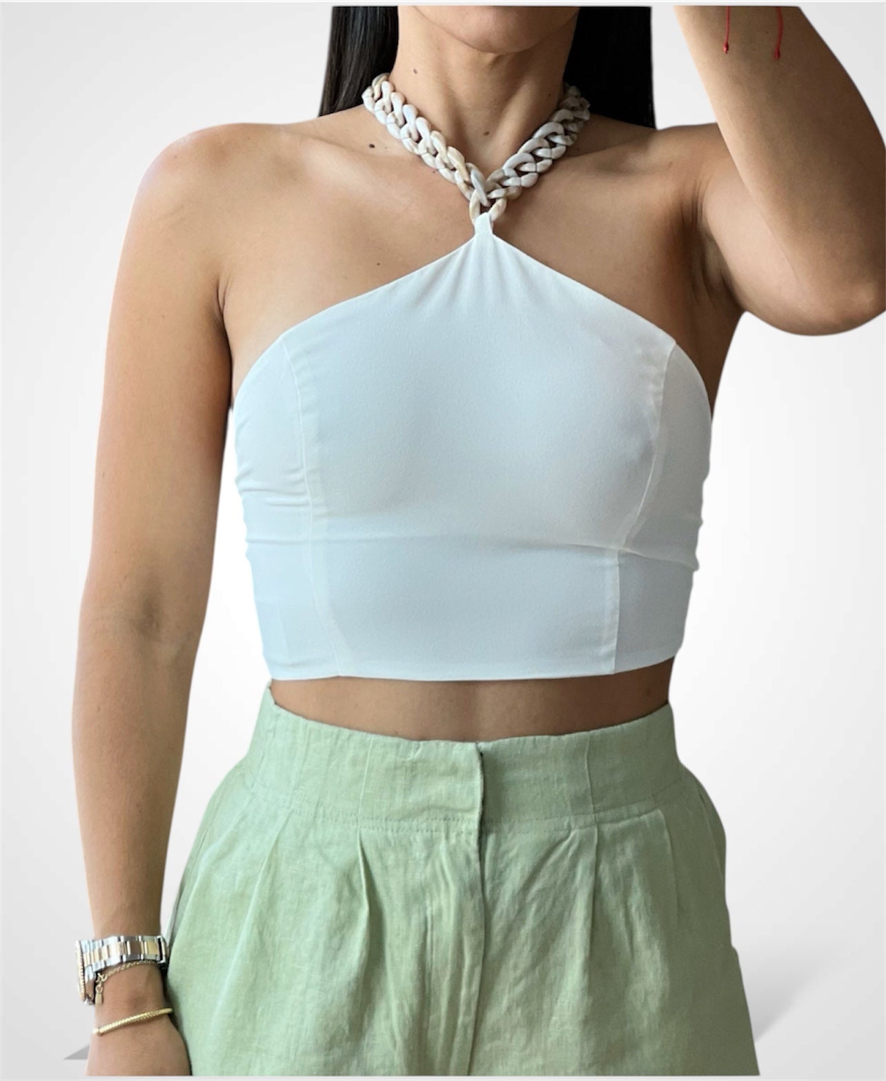 Chain Neck Crop Top•-1
