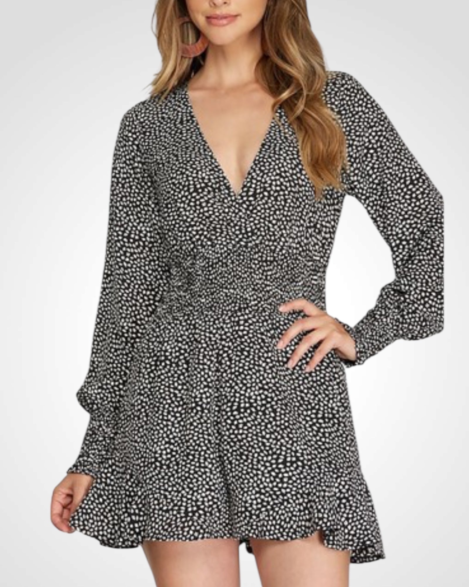 Surplice Smocked Waist Woven Romper•-4