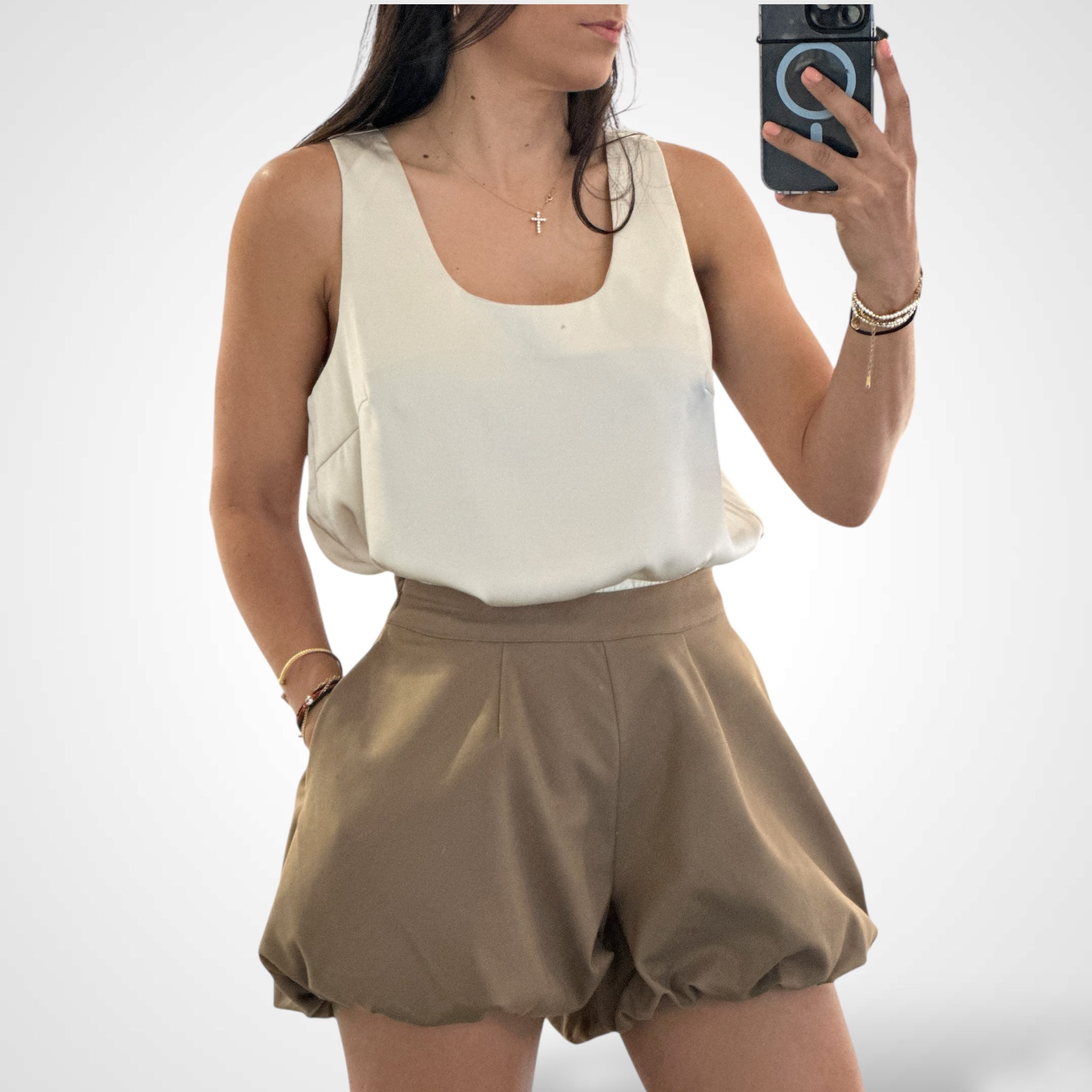 LT MOCHA BALLOON DETAIL SHORTS