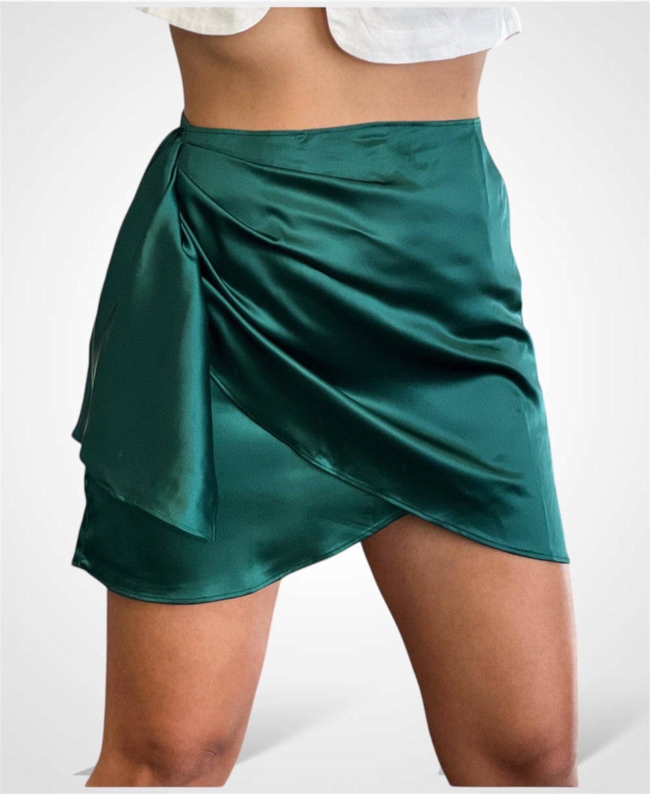 Satin Ruffle Mini Skirt•