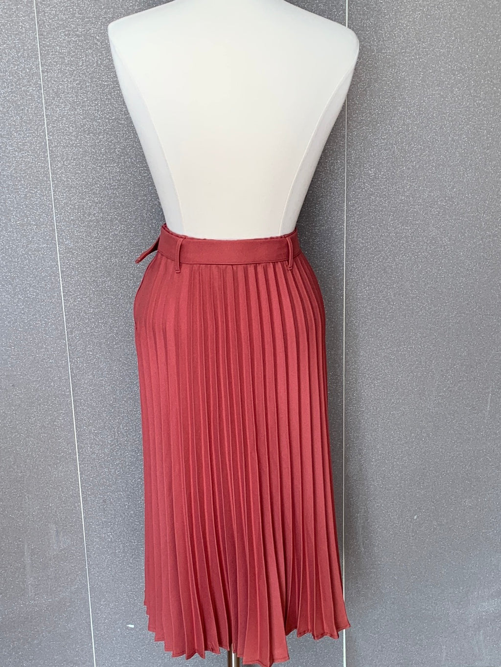 Mauve Pleated Skirt