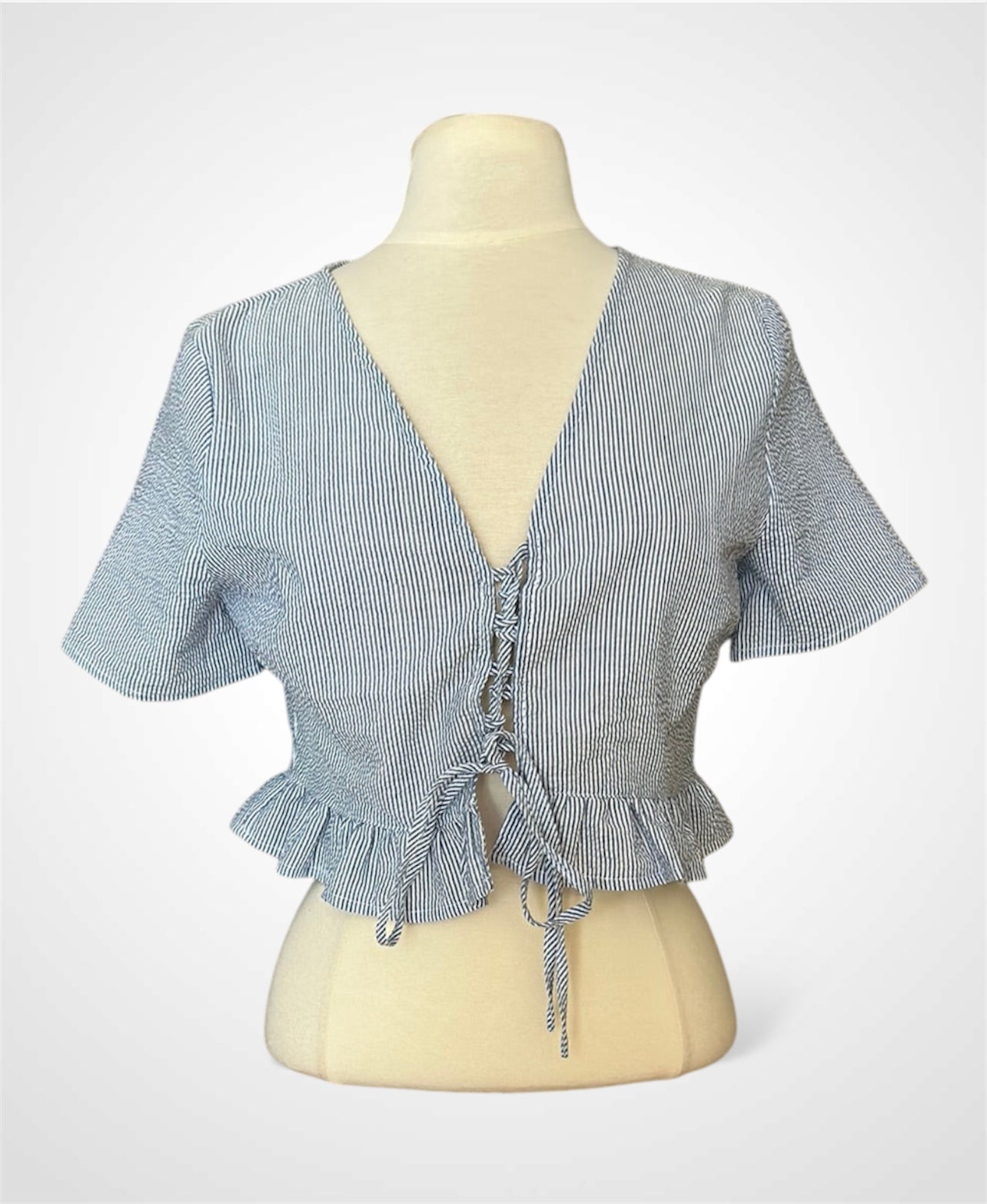 BLUE AND WHITE STRIPES TOP