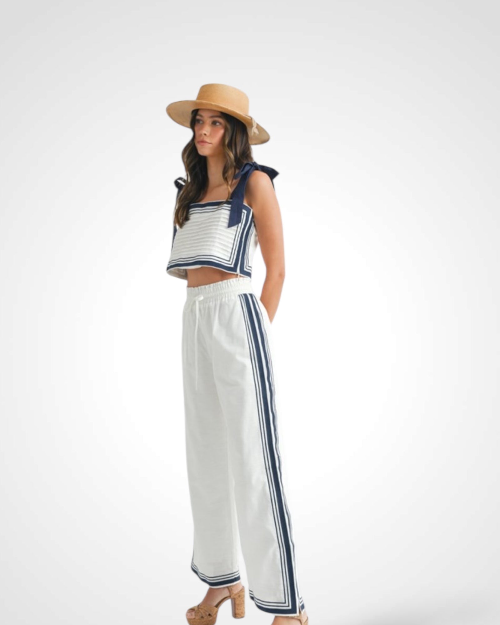Sail Chevton Linen Mix Crop Top And Pants Set•-1