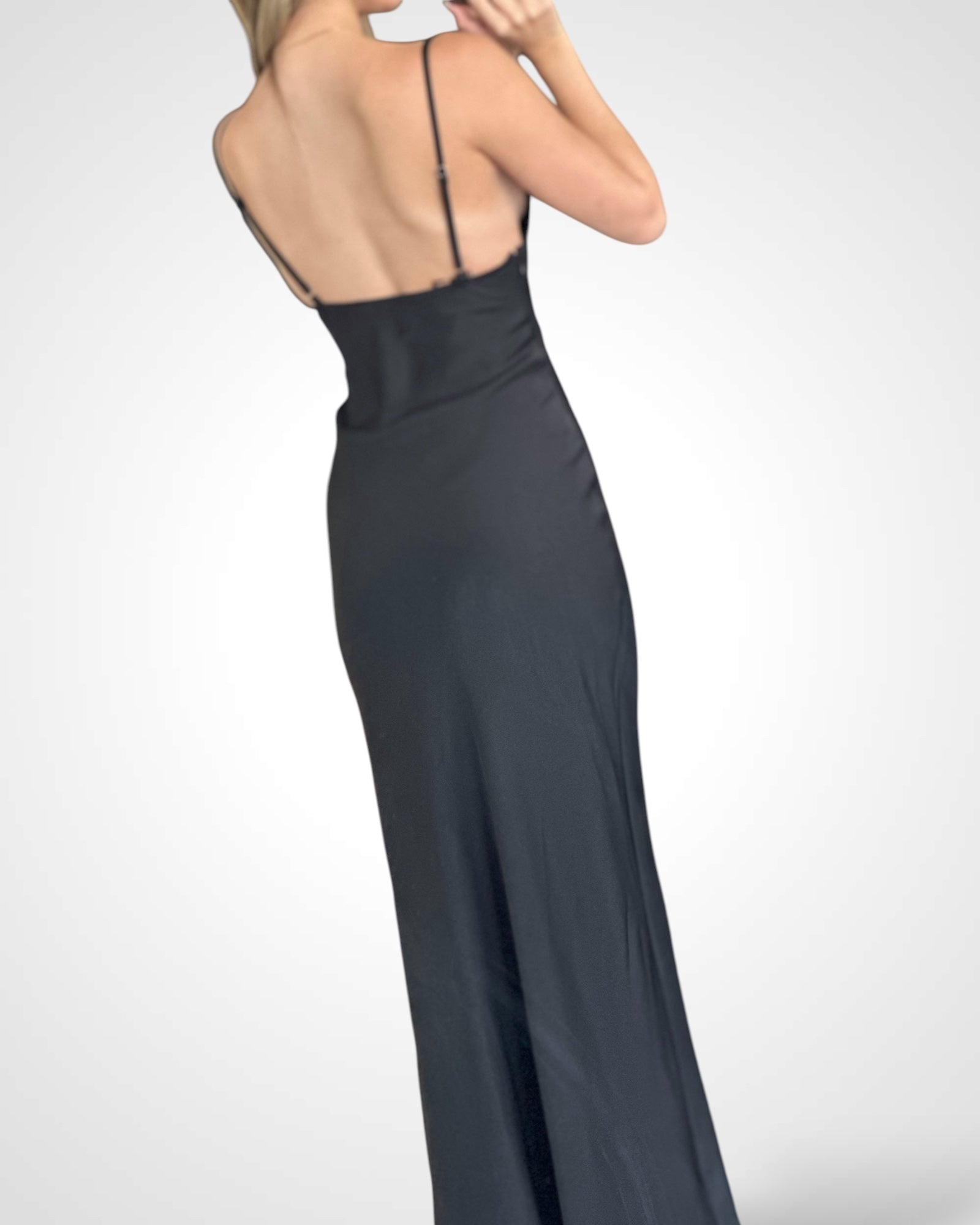 Oversized Bow Sweetheart Cut Maxi Dress - Black•-3