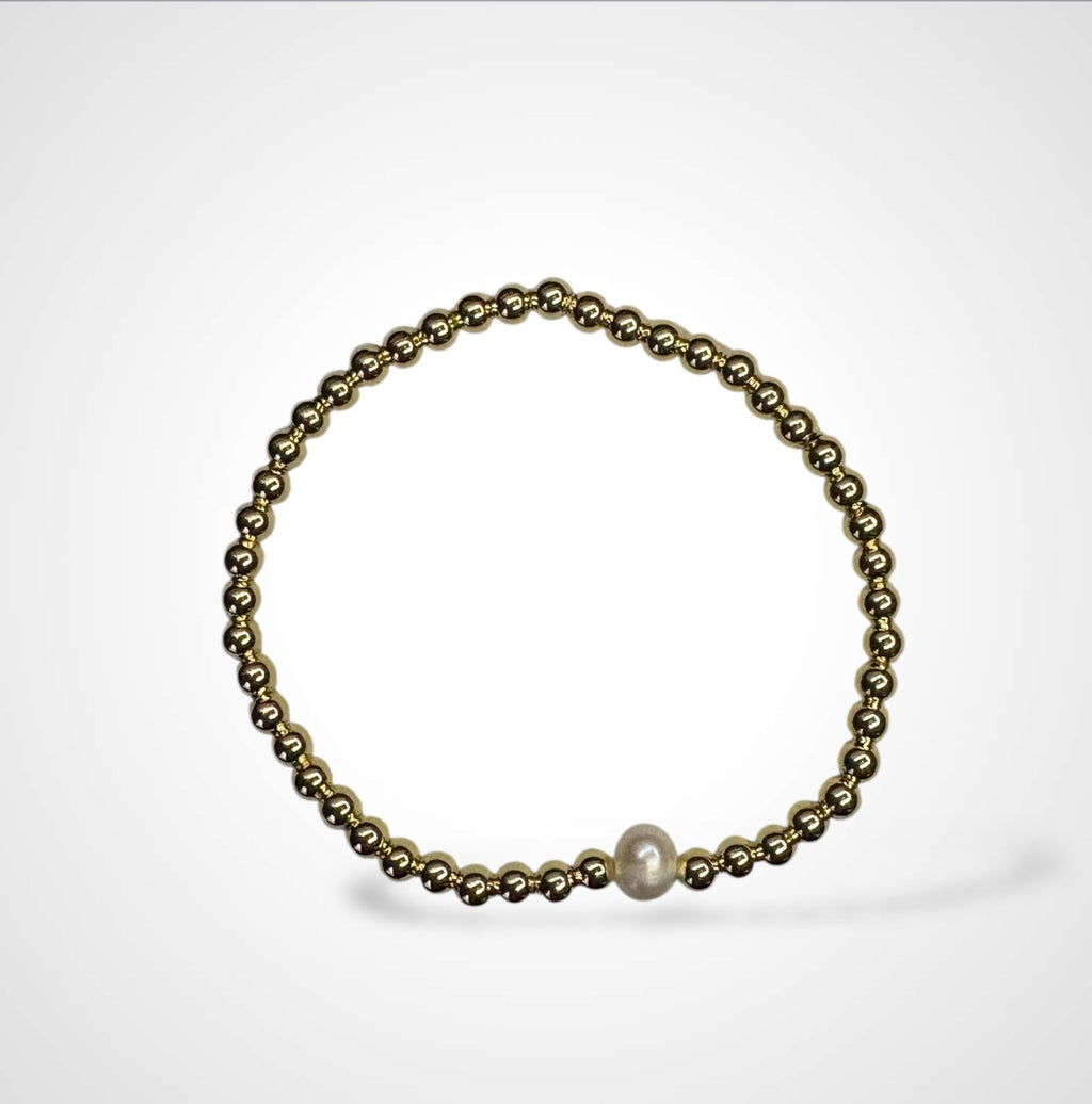 ARIA'S GOLD BEACELET W PEARLS