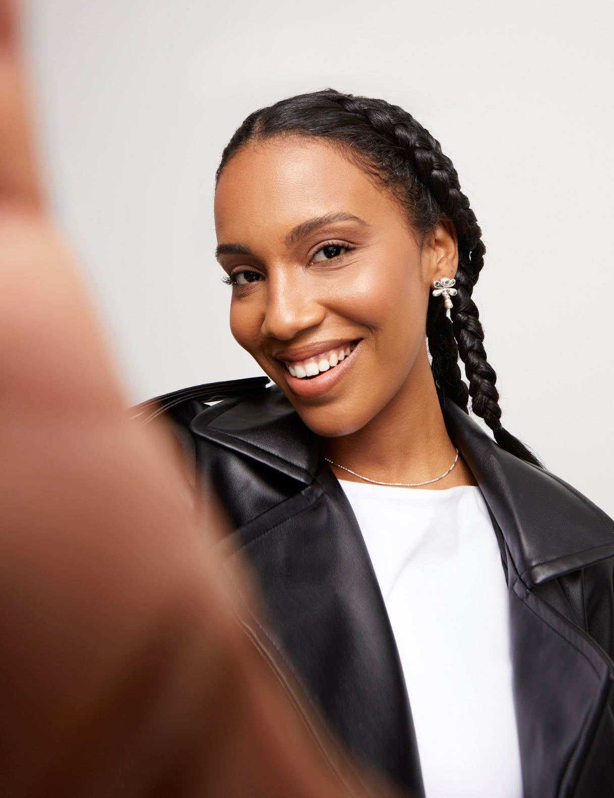 UNO DE 50 - Pendientes libélula bañado en plata de ley