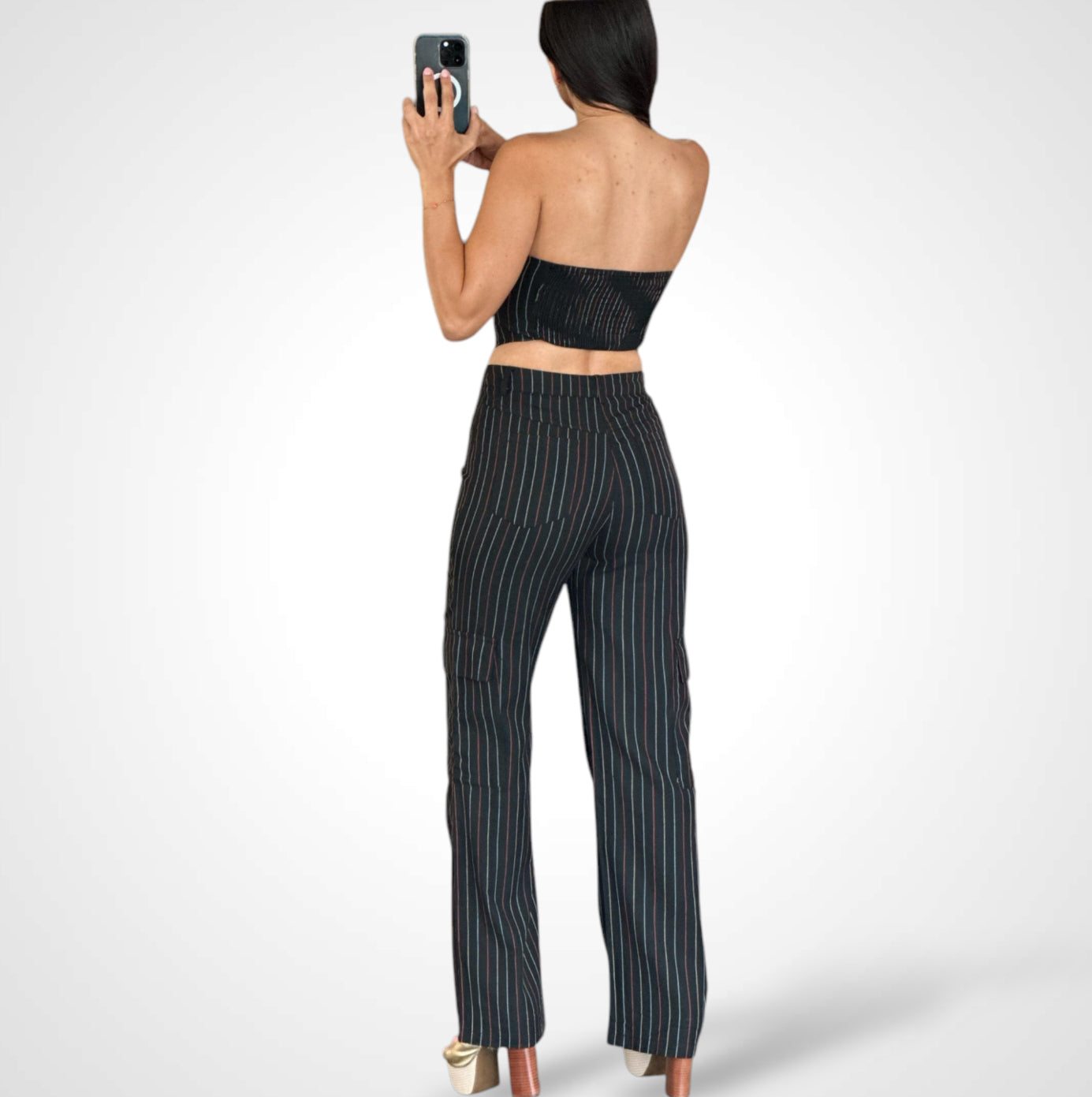 Cropped Top•-3